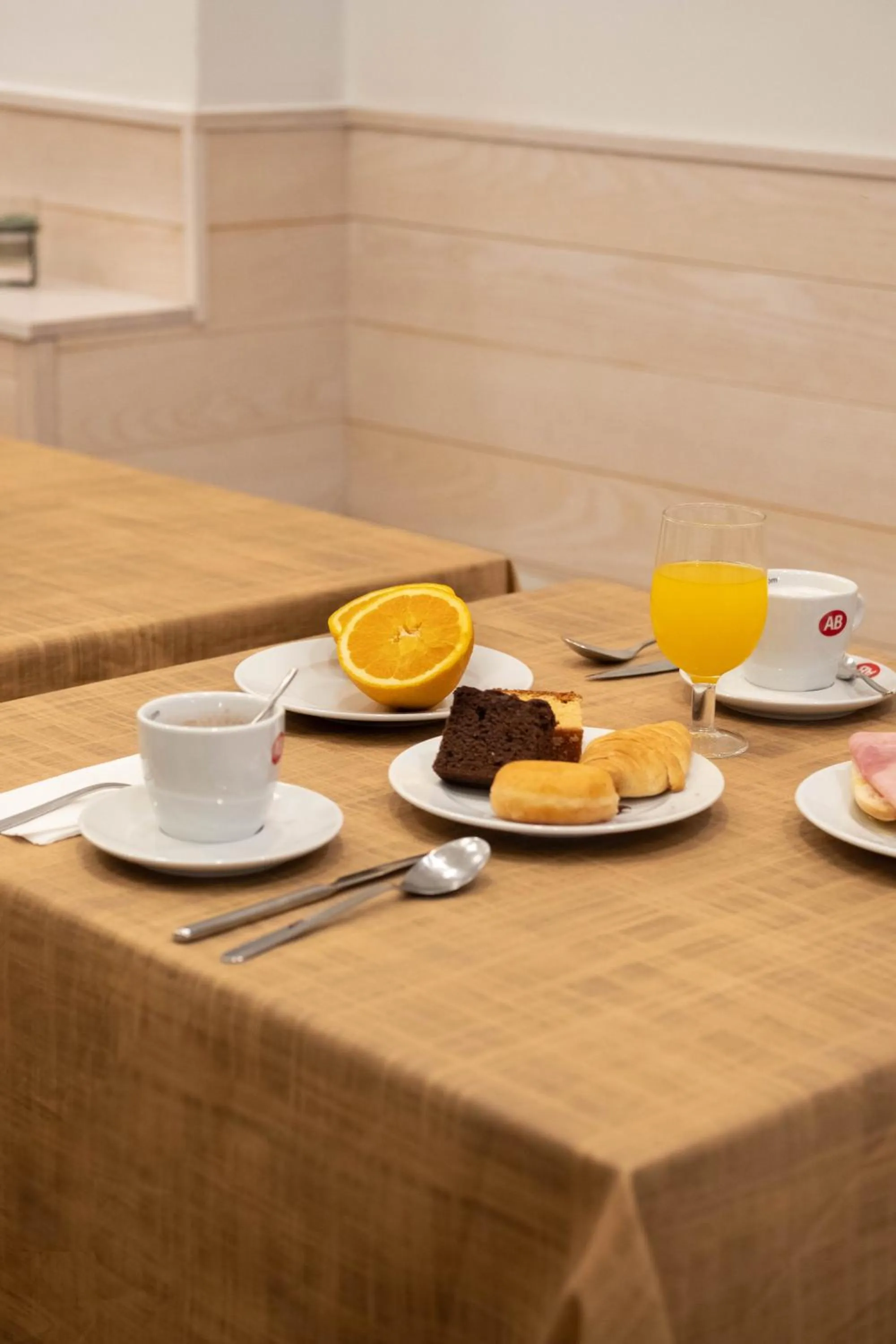 Food in U-Sense For You Hostel Sevilla