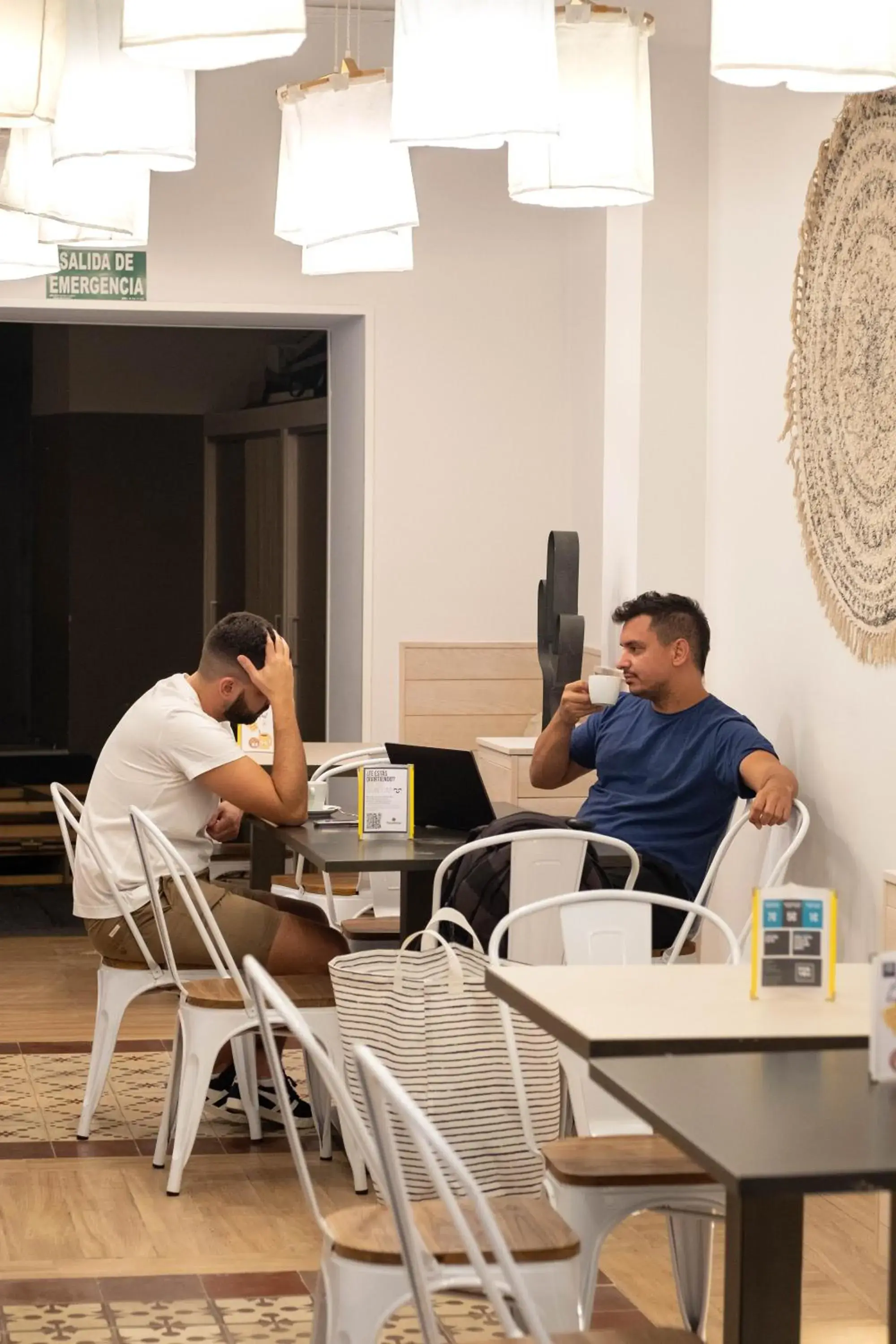 Restaurant/places to eat in U-Sense For You Hostel Sevilla Restaurant/places to eat in U-Sense For You Hostel Sevilla