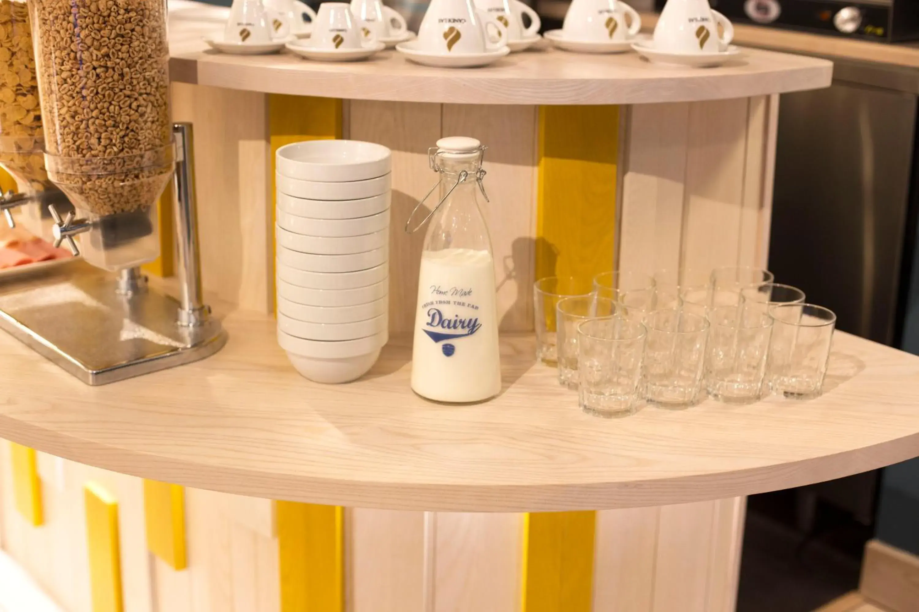 Food and drinks in U-Sense For You Hostel Sevilla Food and drinks in U-Sense For You Hostel Sevilla