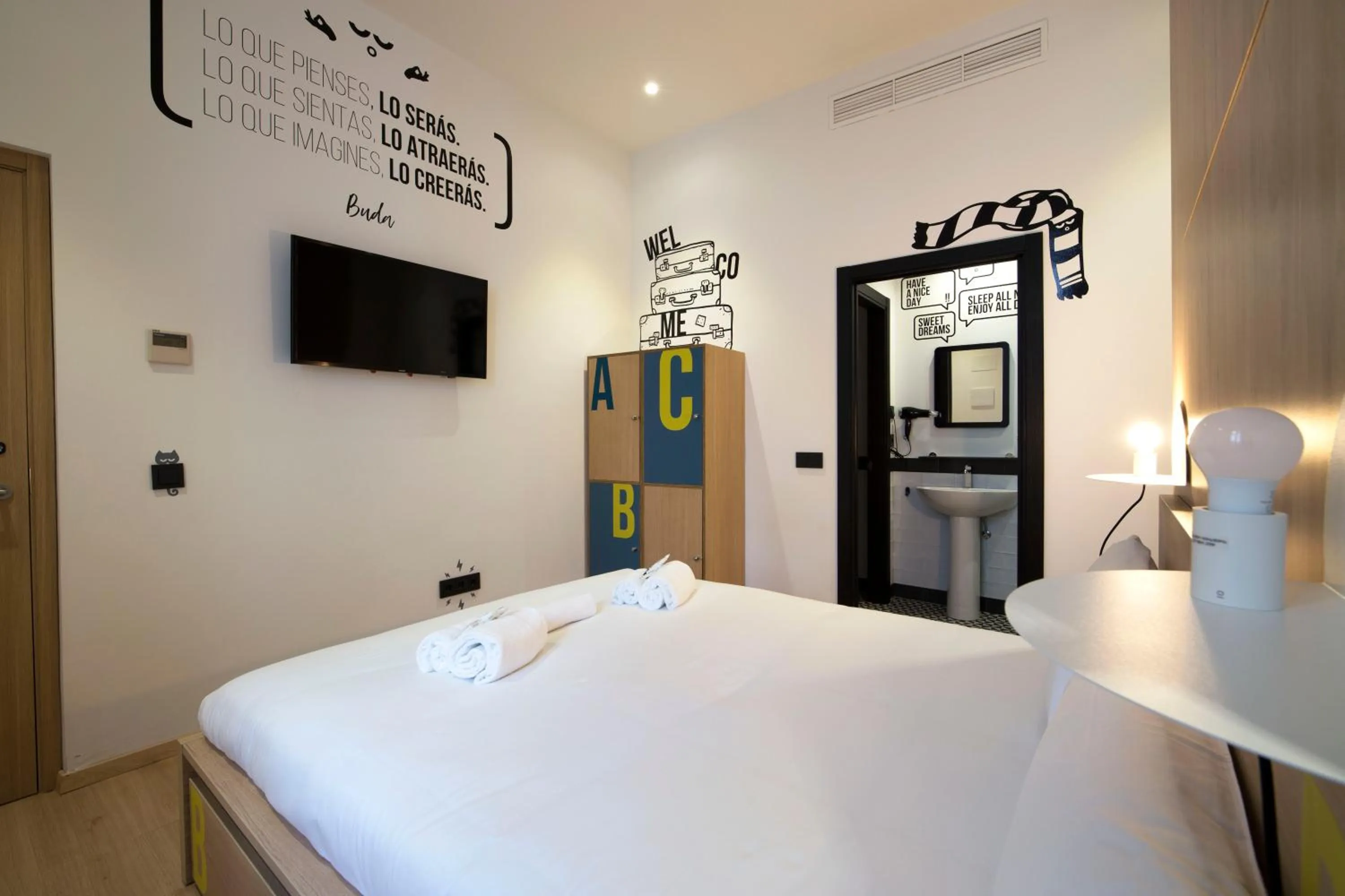 Bed in U-Sense For You Hostel Sevilla