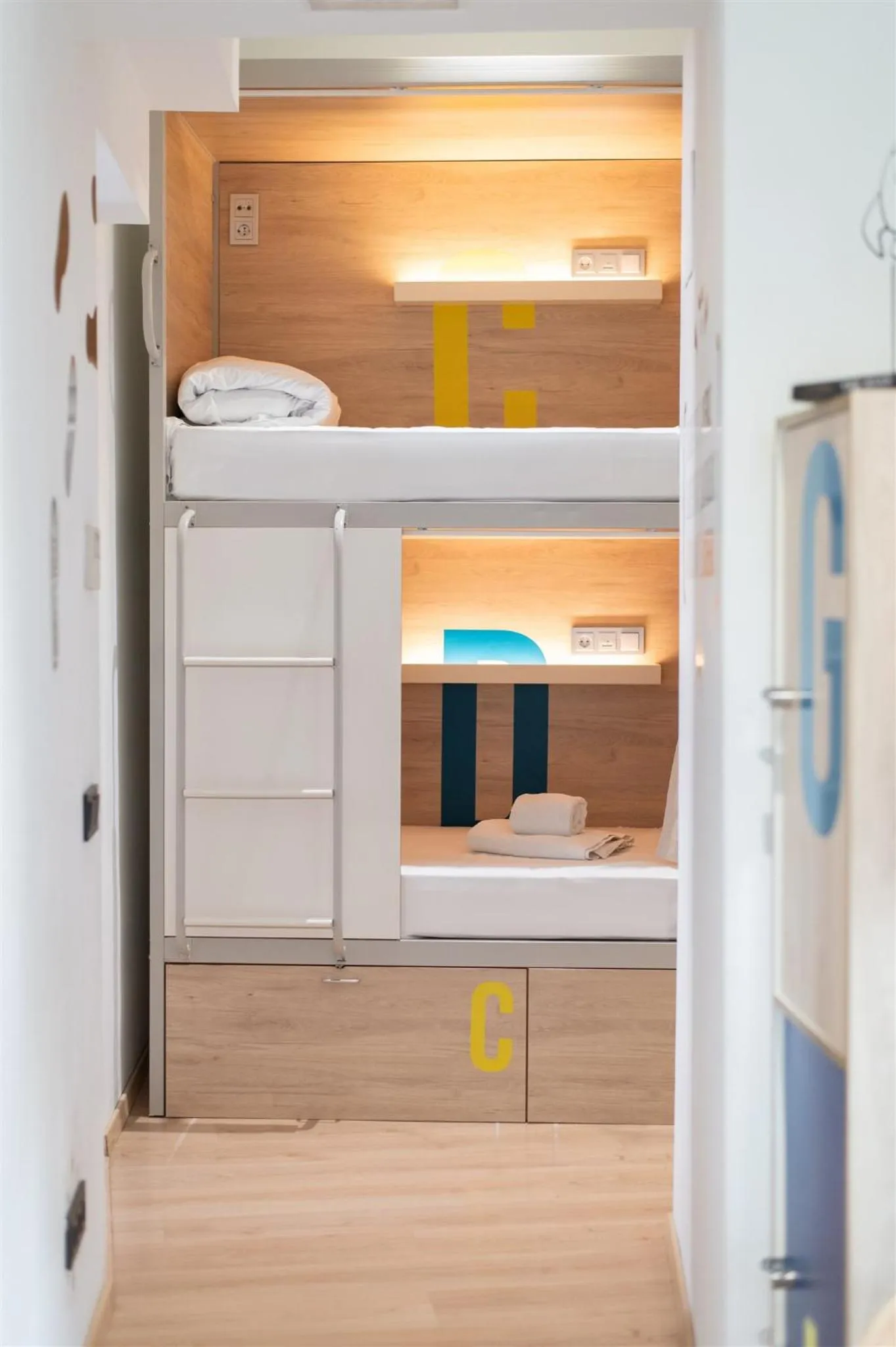 bunk bed, Bed in U-Sense For You Hostel Sevilla