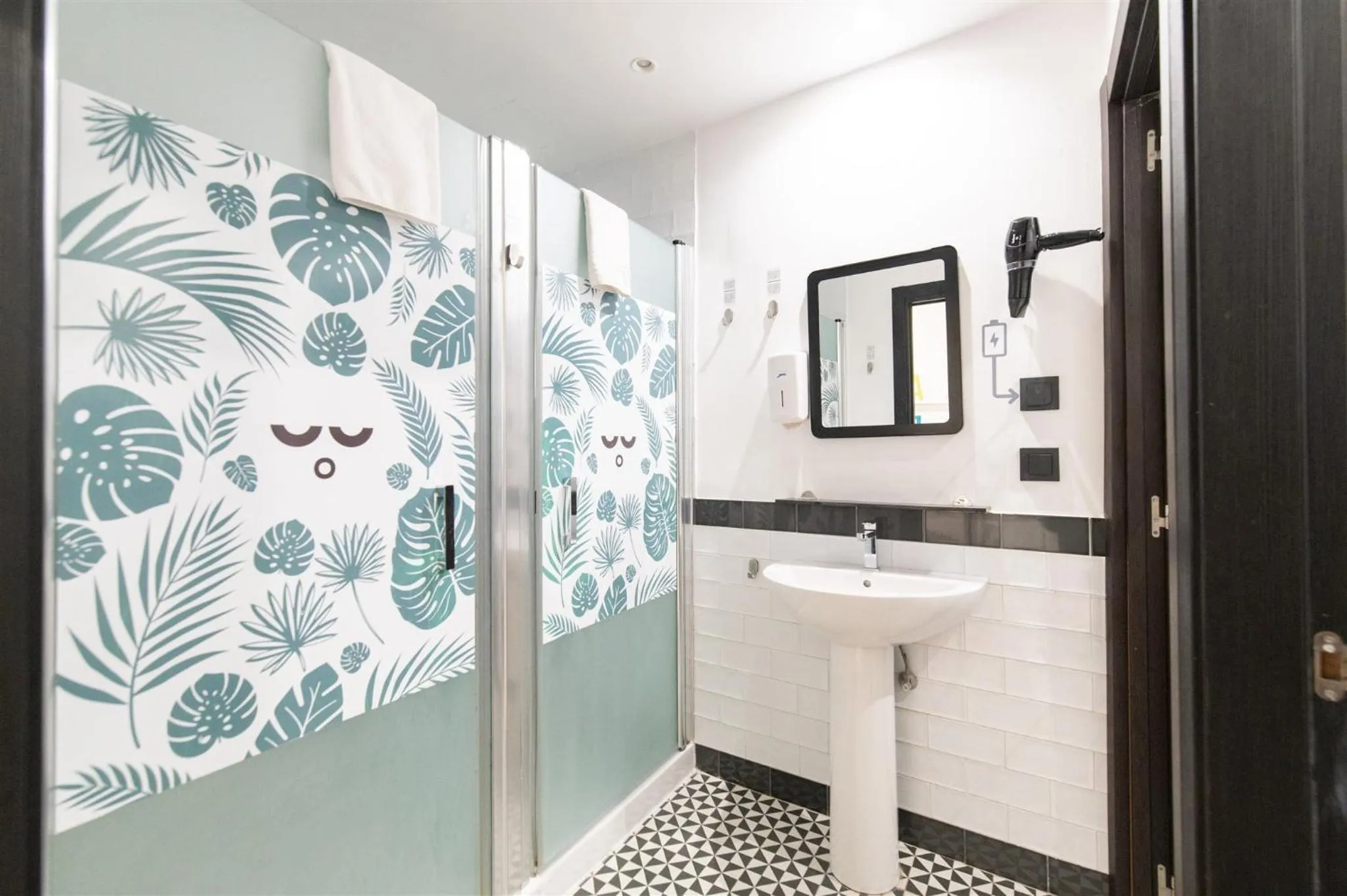 Bathroom in U-Sense For You Hostel Sevilla