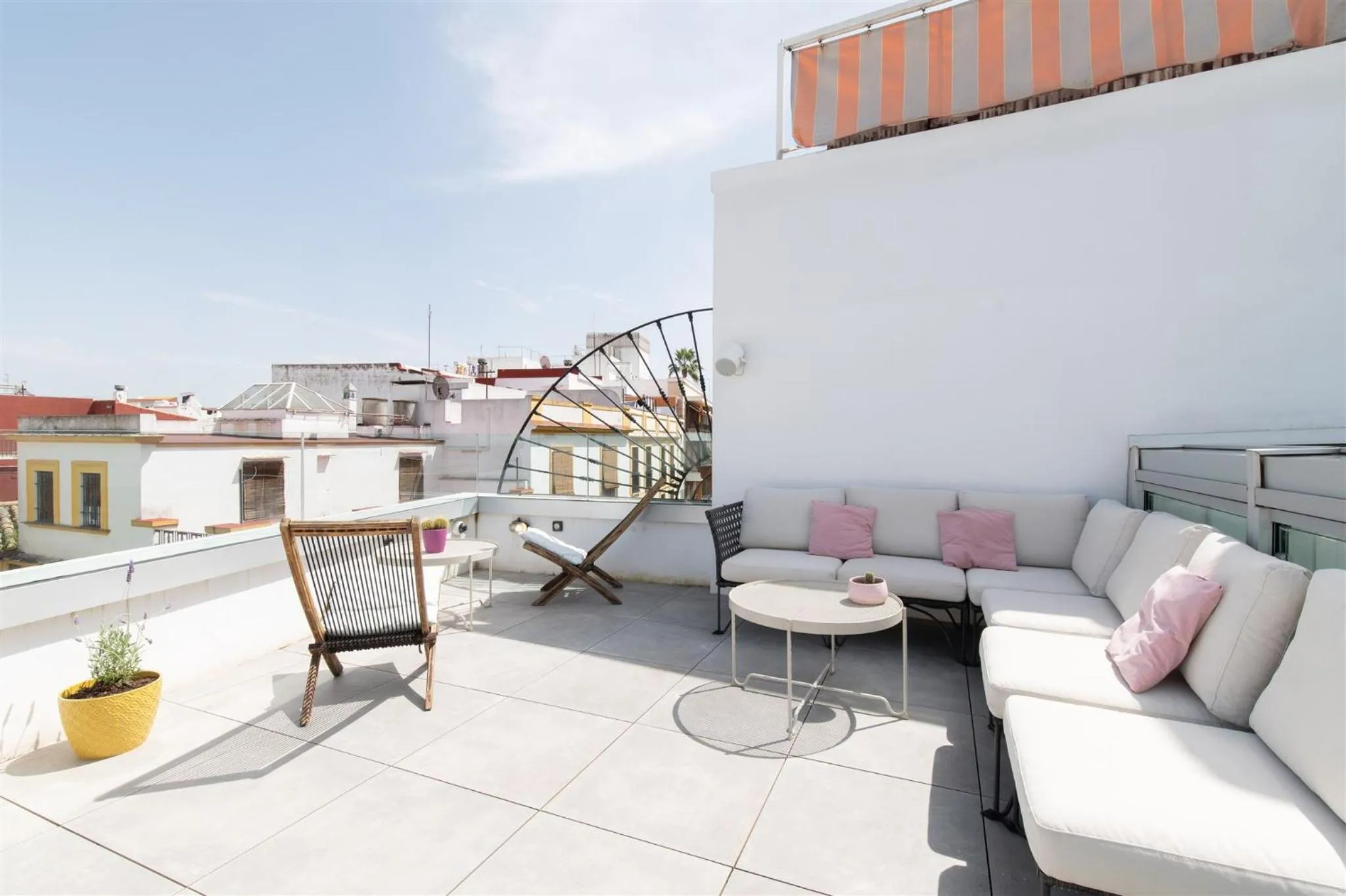 Balcony/Terrace in U-Sense For You Hostel Sevilla