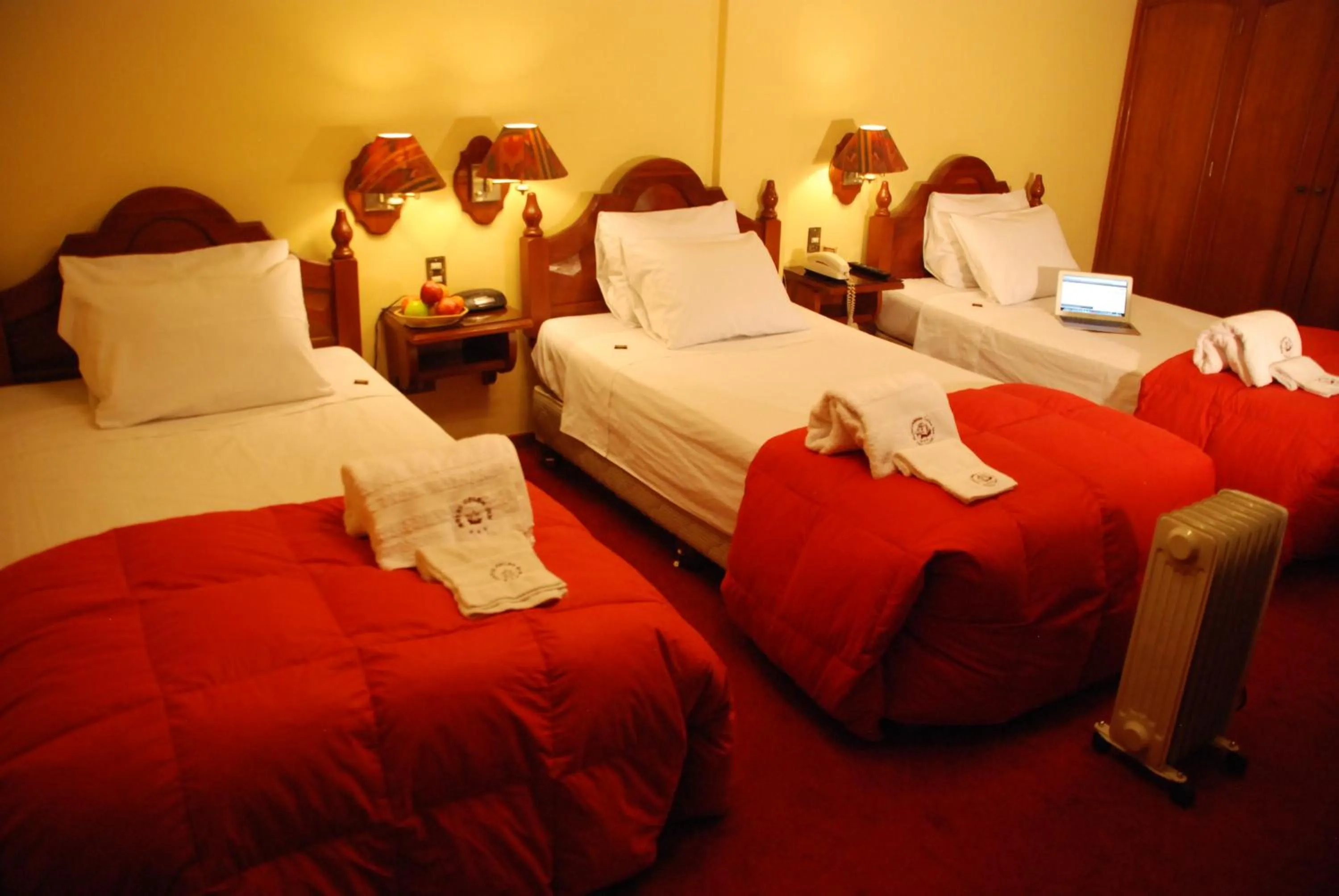 Other, Bed in Hotel Casona Colon Inn