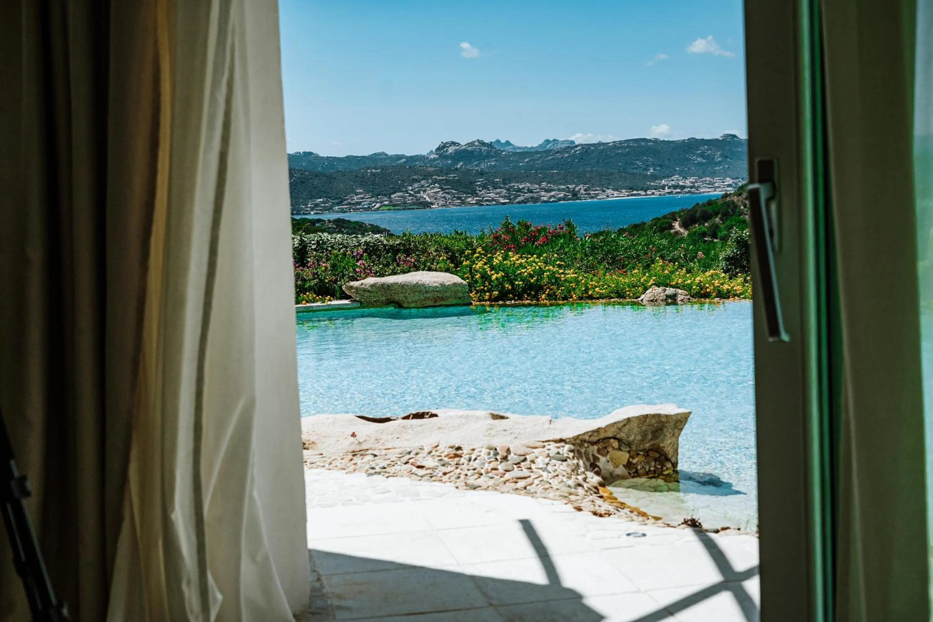 Patio in Hotel Pulicinu