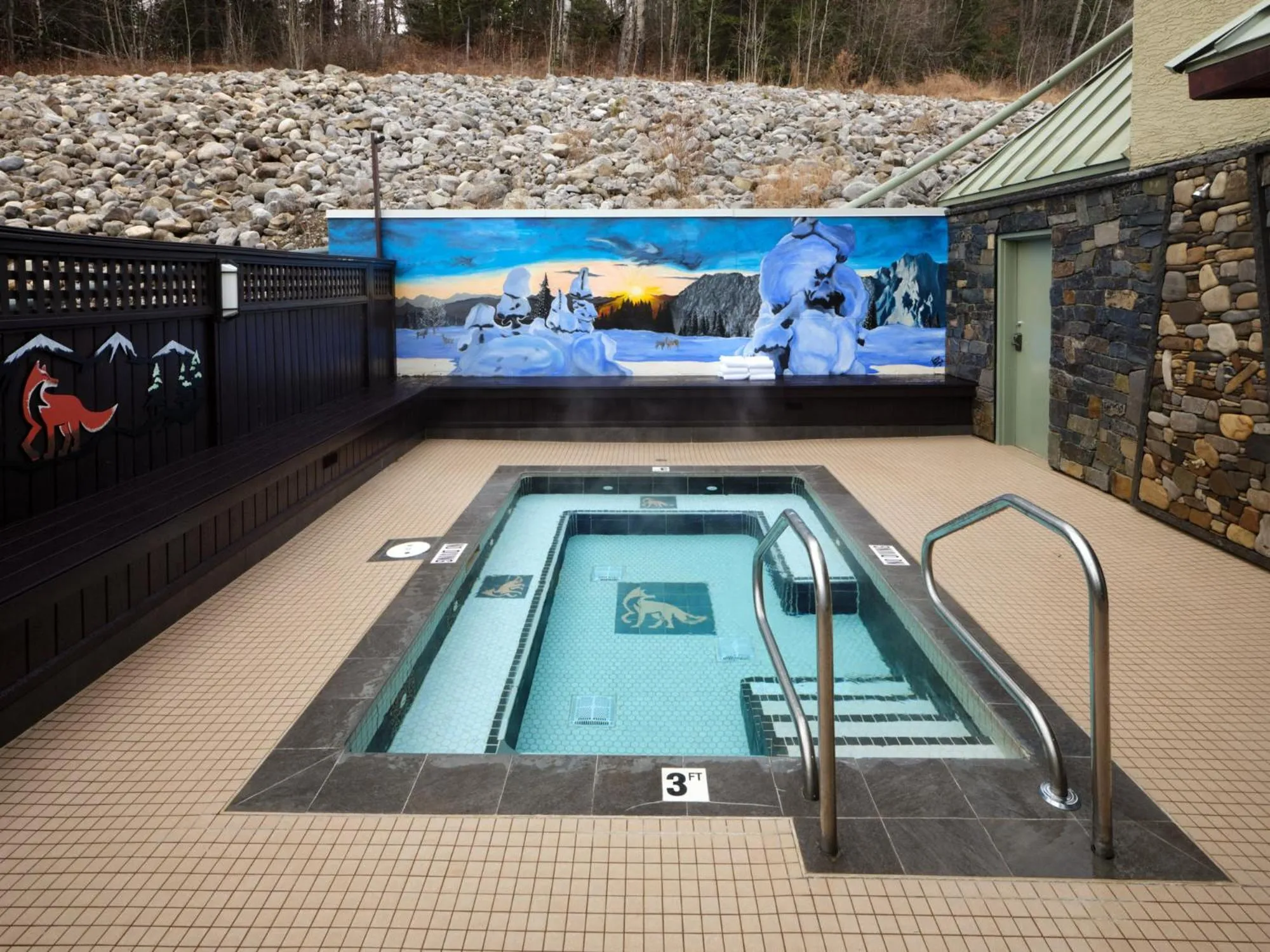 Hot Tub in Fernie Fox Hotel