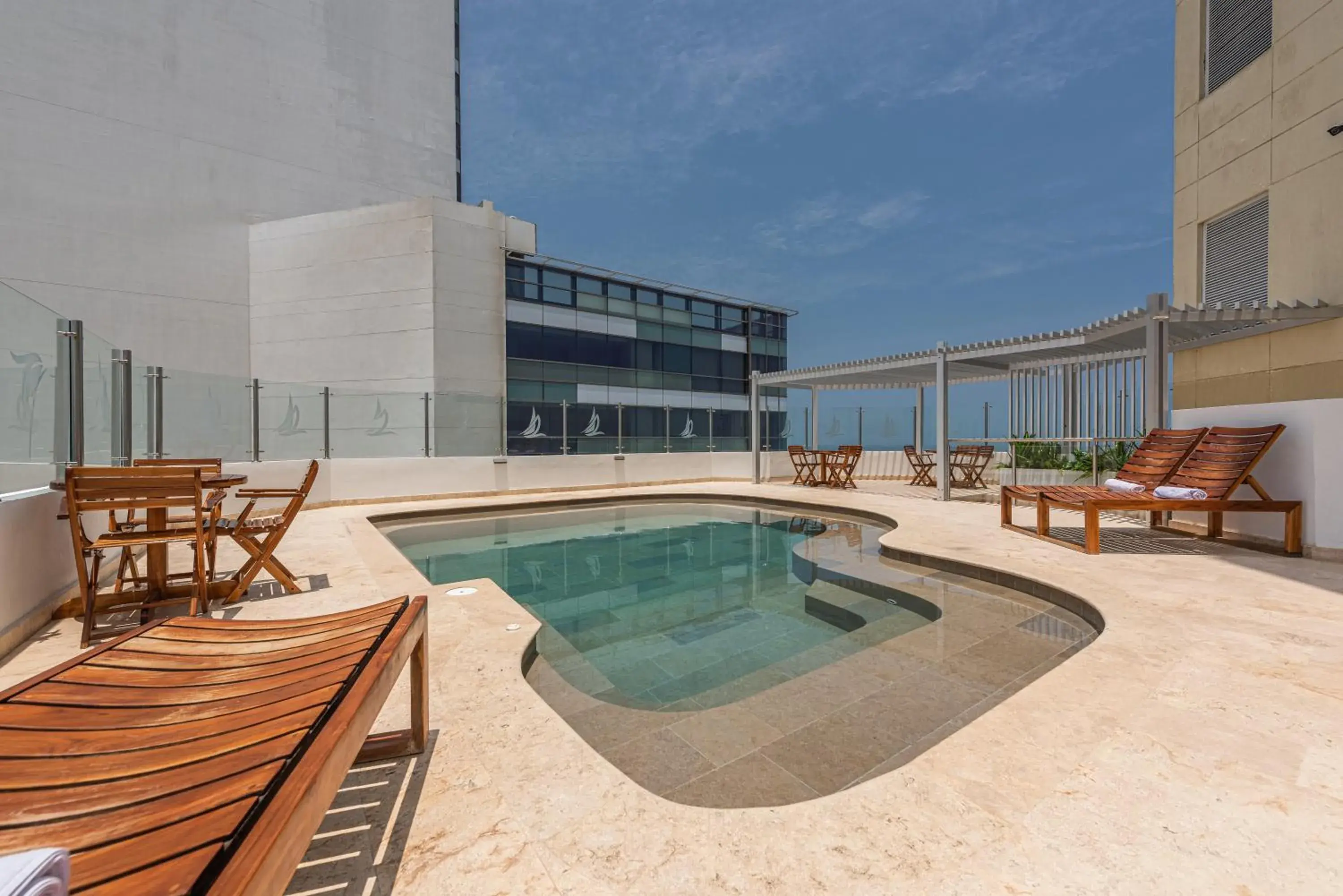 Swimming pool in Hotel Regatta Cartagena Swimming pool in Hotel Regatta Cartagena