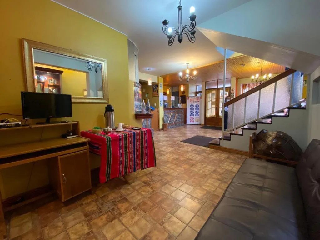 Lobby or reception in Hostal Oscar Inn