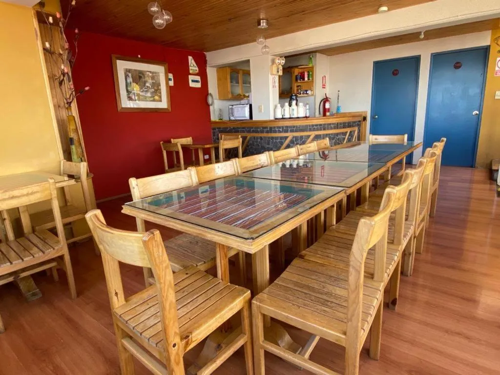 Restaurant/places to eat in Hostal Oscar Inn