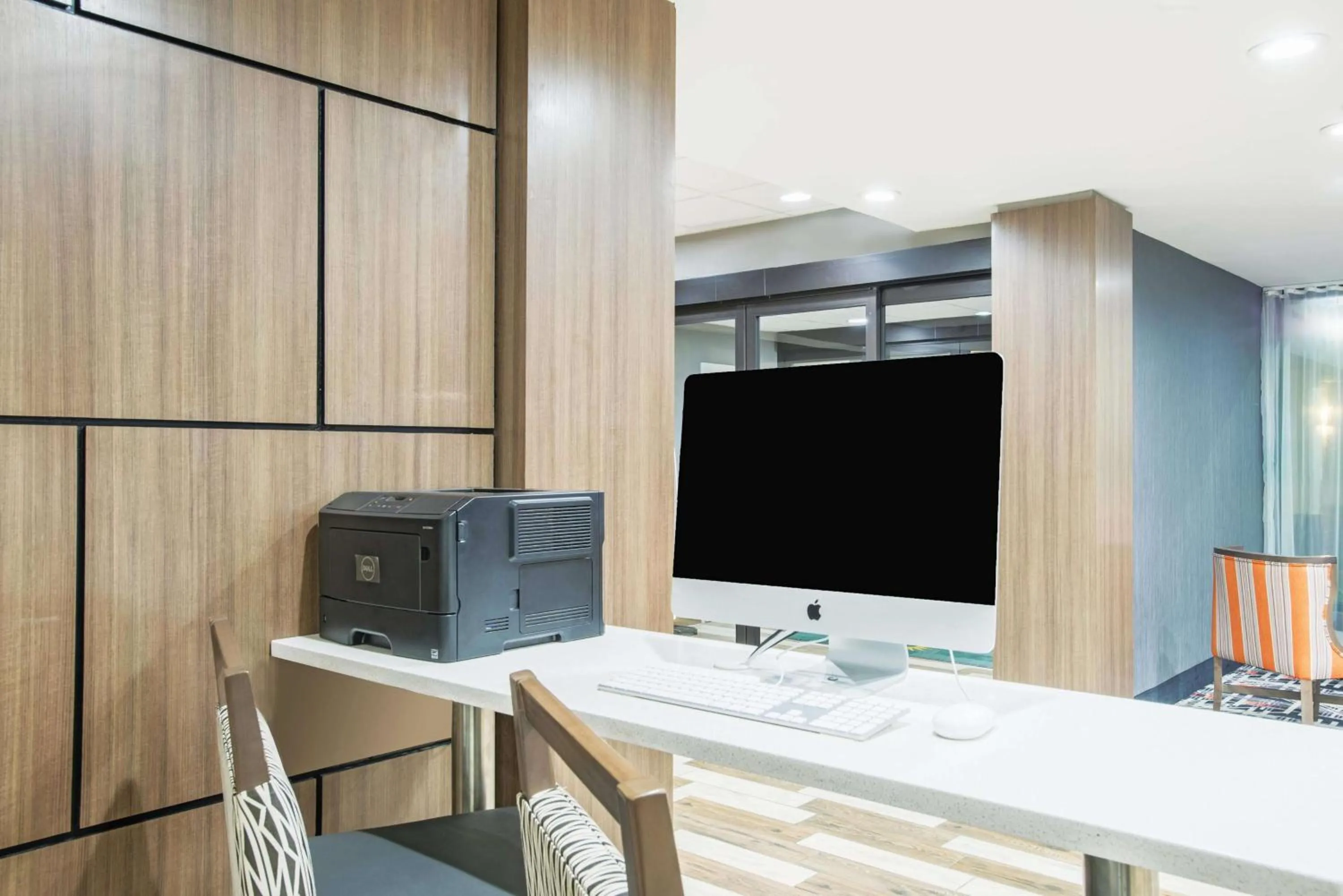 On site in La Quinta Inn & Suites by Wyndham DC Metro Capital Beltway