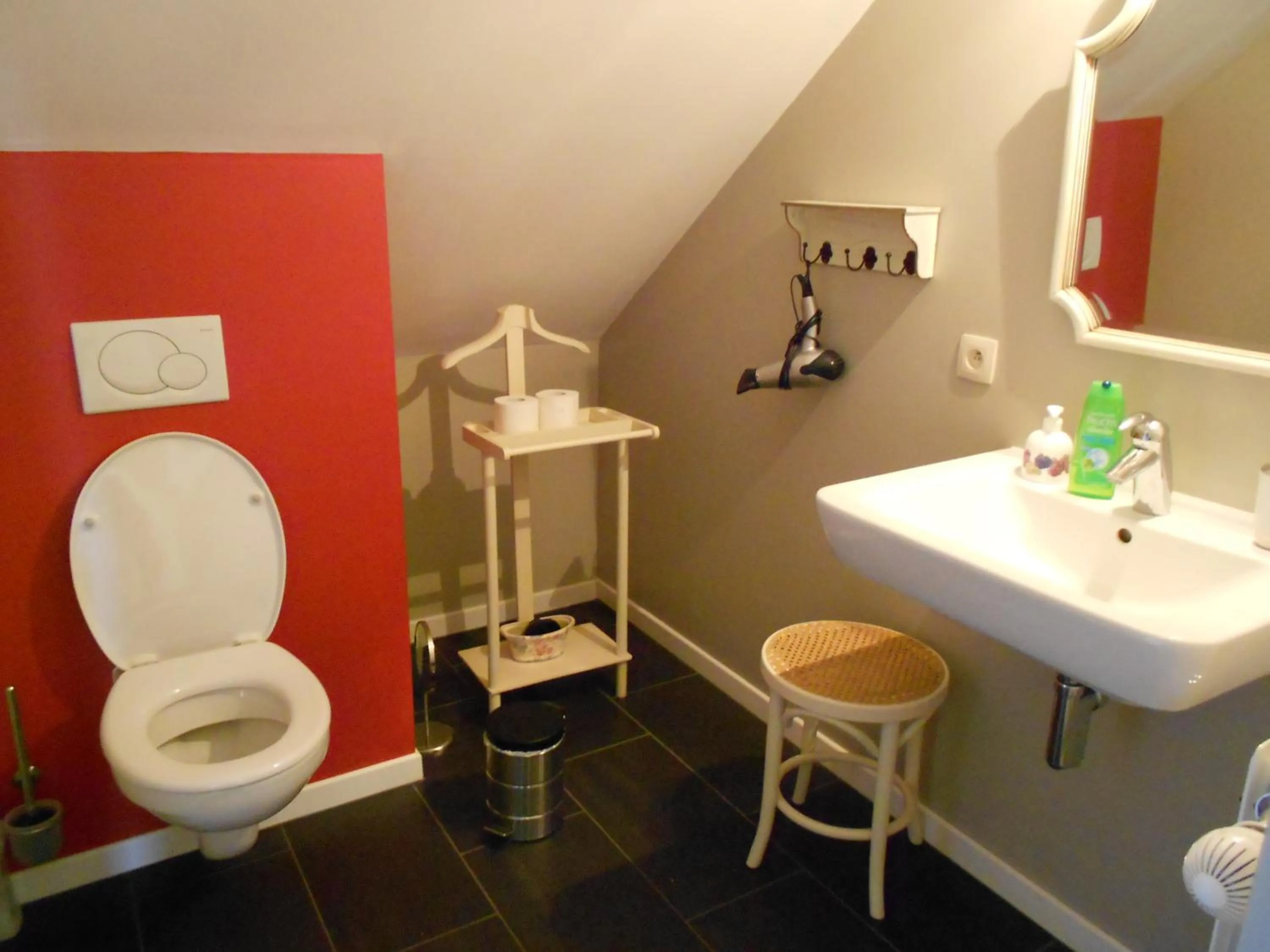 Bathroom in B&B Tuin der Zinnen