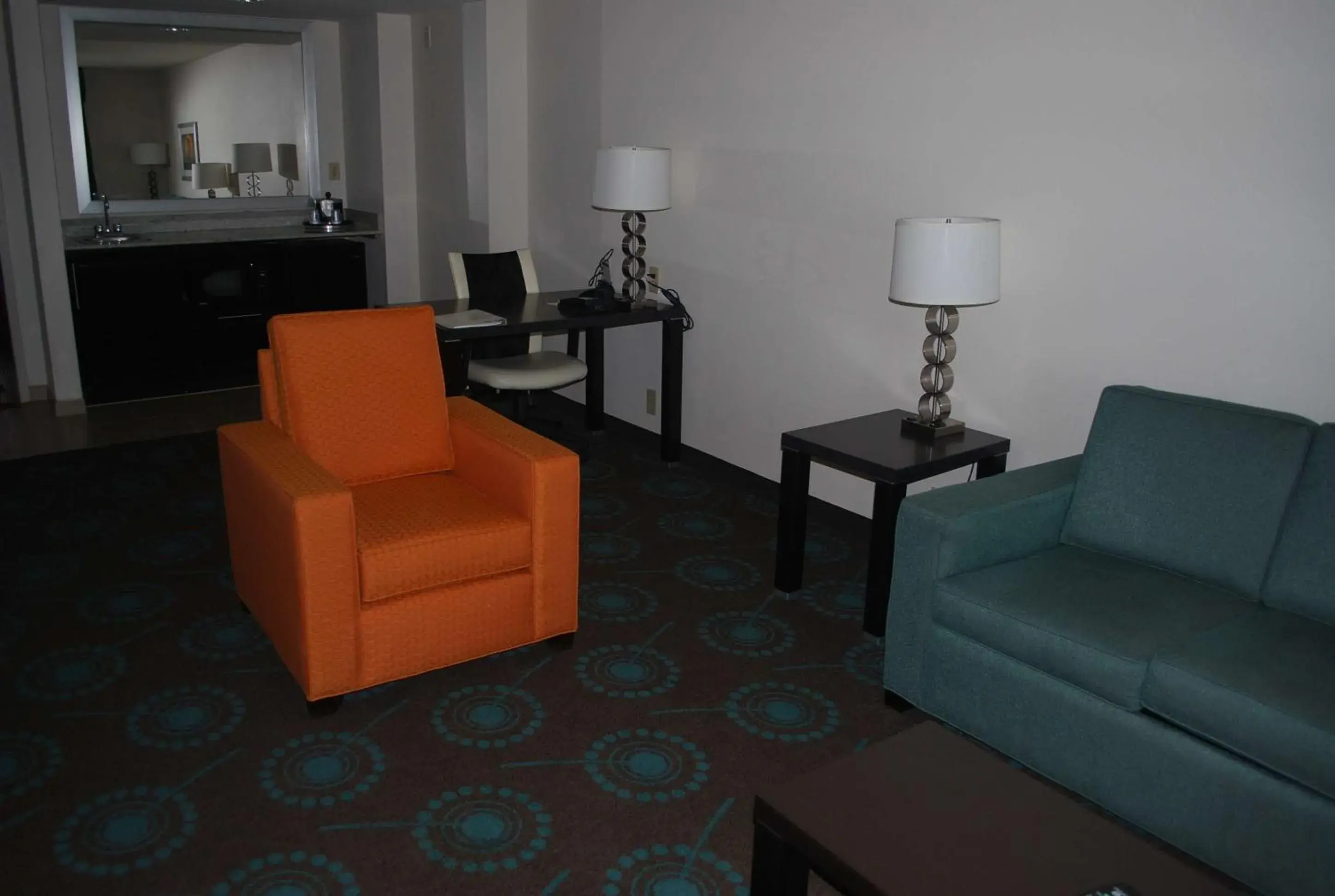 Living room in Hampton Inn Shreveport-Airport Living room in Hampton Inn Shreveport-Airport