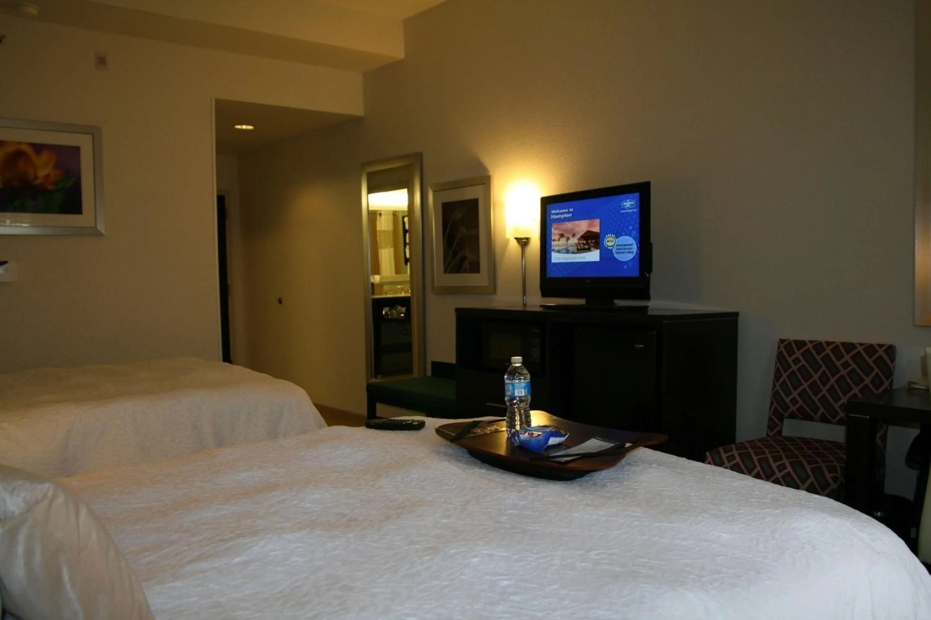 Bed in Hampton Inn Shreveport-Airport