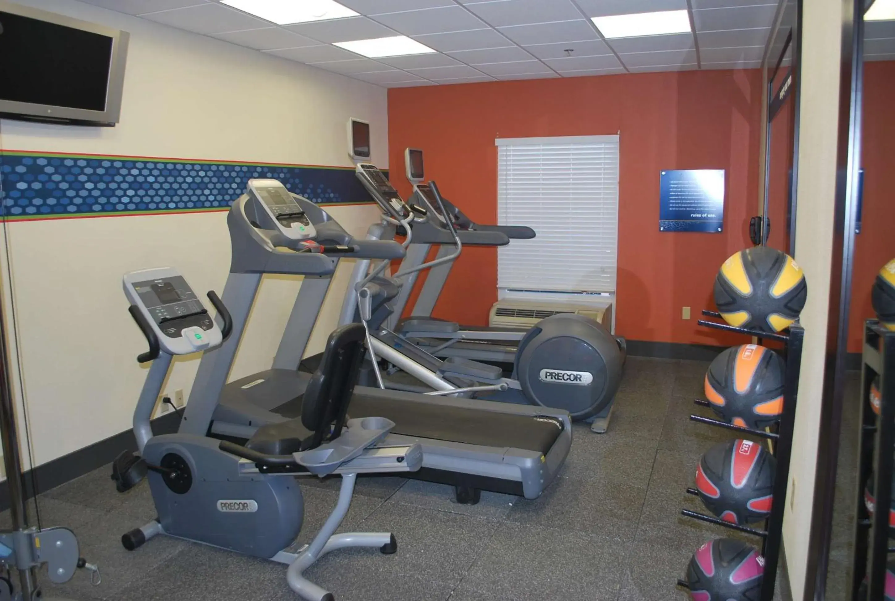 Fitness centre/facilities in Hampton Inn Shreveport-Airport Fitness centre/facilities in Hampton Inn Shreveport-Airport
