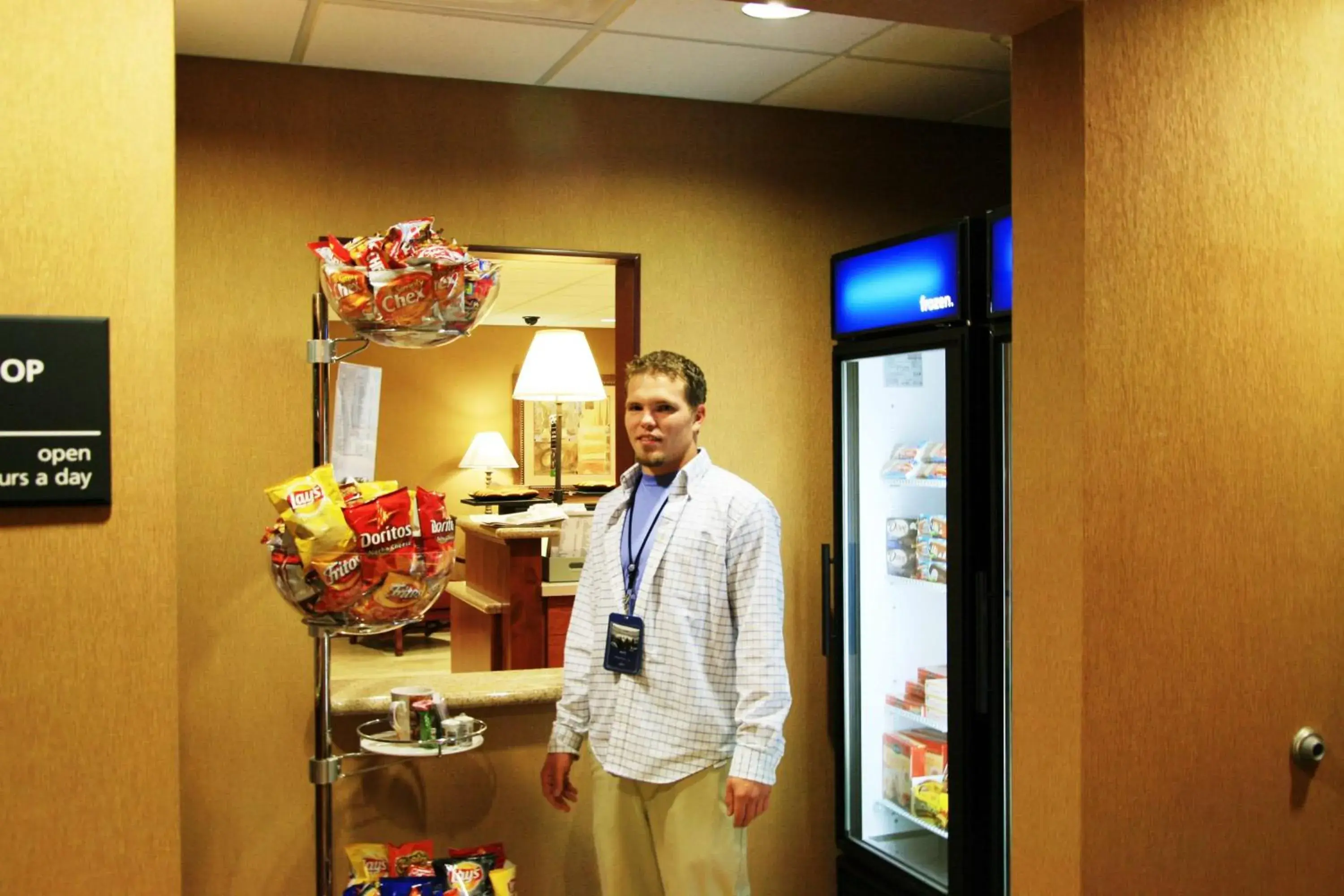 Restaurant/places to eat in Hampton Inn & Suites Kingman Restaurant/places to eat in Hampton Inn & Suites Kingman