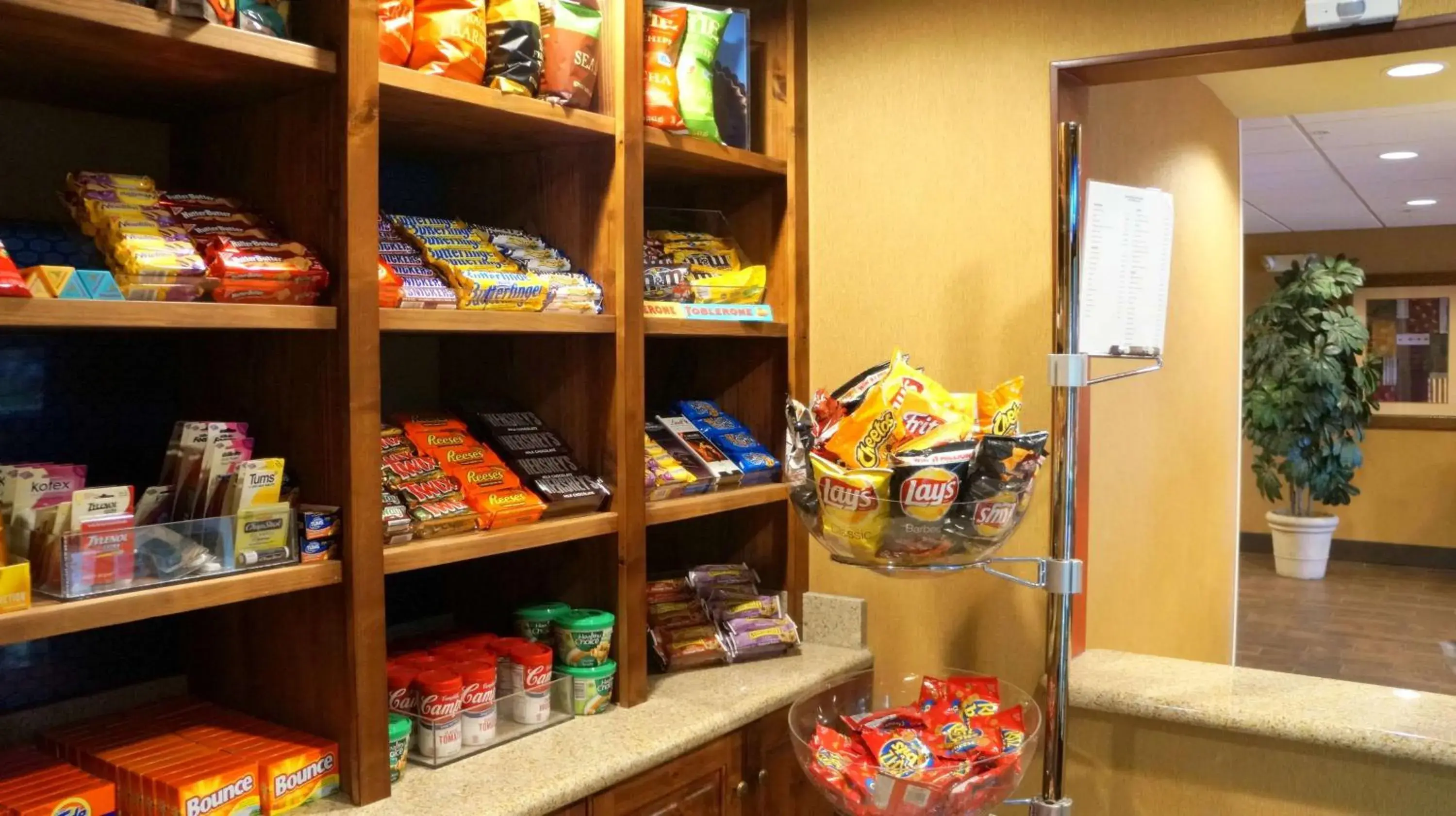 Restaurant/places to eat in Hampton Inn & Suites Kingman Restaurant/places to eat in Hampton Inn & Suites Kingman