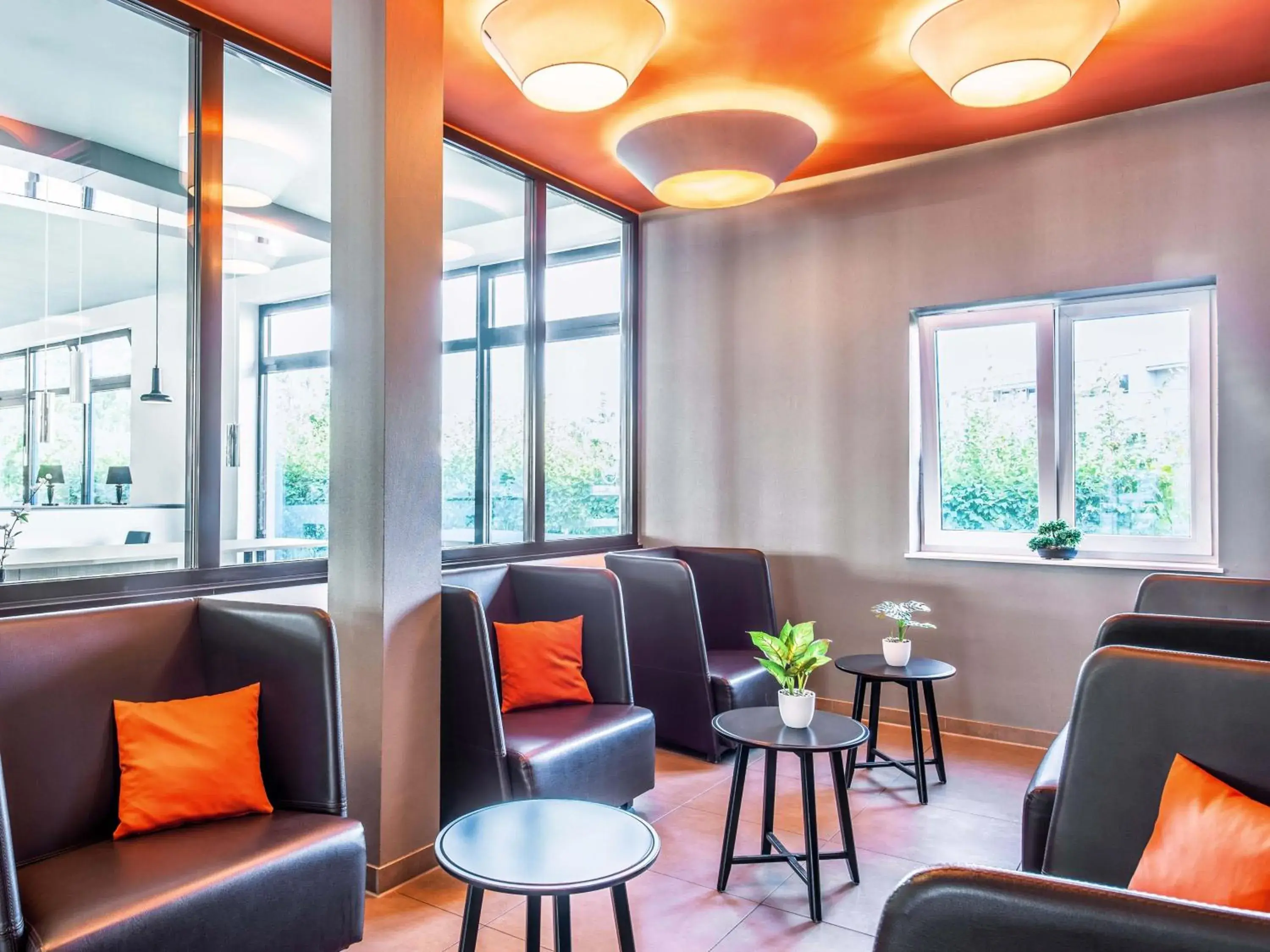 Lobby or reception in B&B Hotel München City-Ost Lobby or reception in B&B Hotel München City-Ost