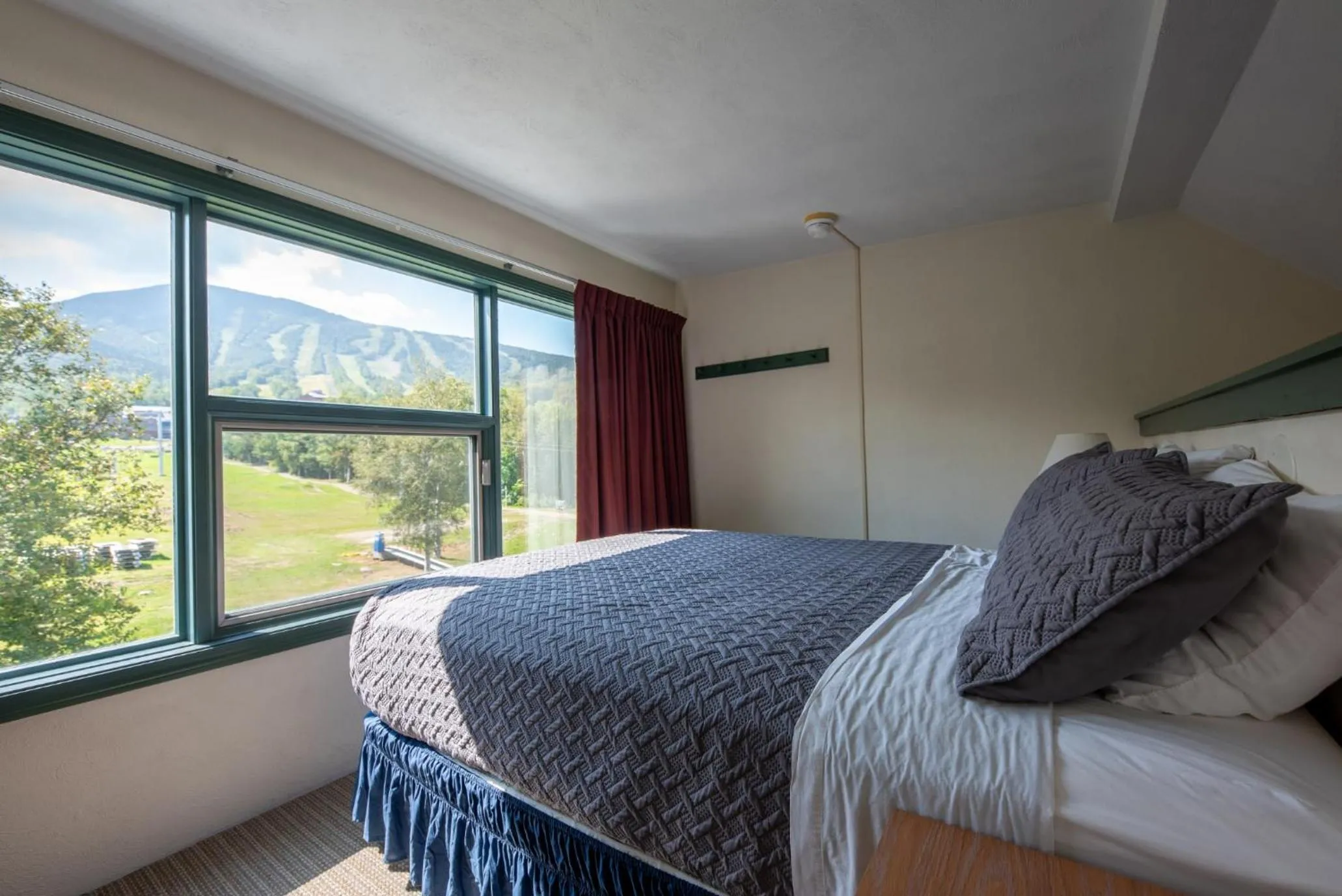 Double Room with Mountain View in Sugarloaf Inn