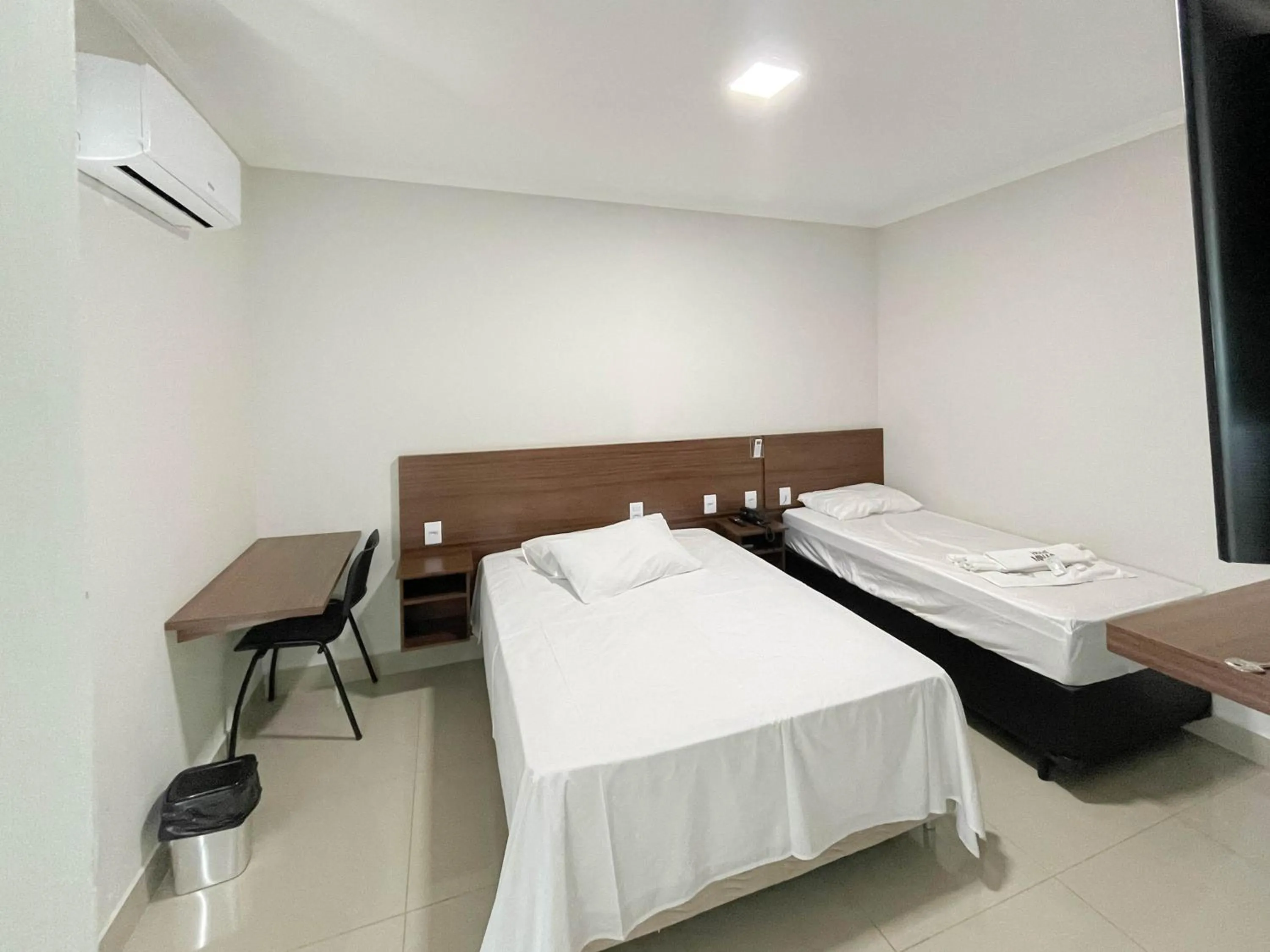 Photo of the whole room, Bed in Hotel Minas