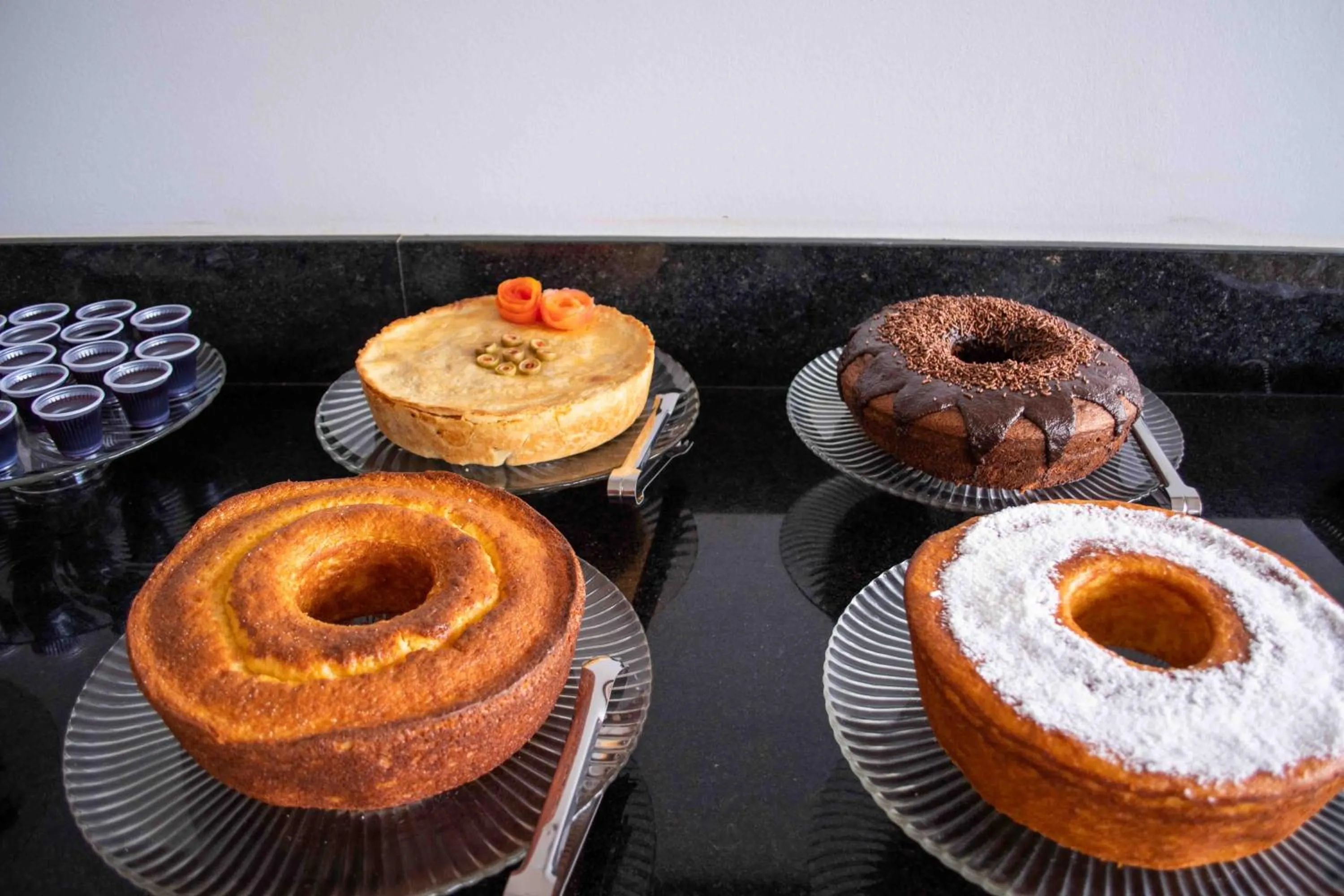 Food and drinks in Hotel Minas