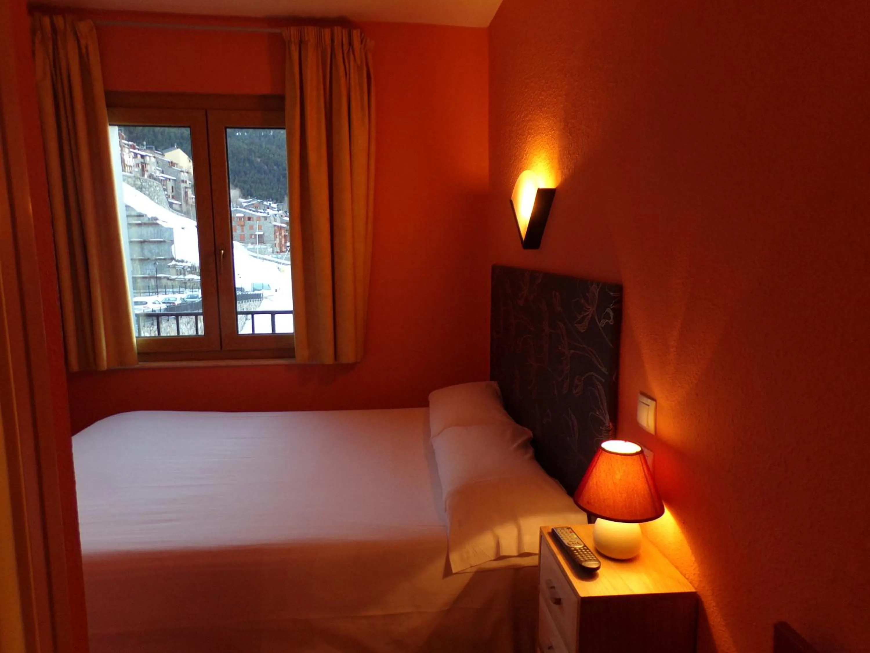 Bedroom, Bed in Hotel Roc de St Miquel & Apartment