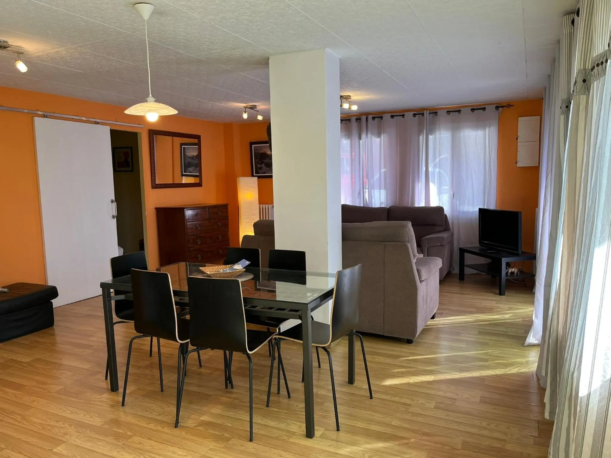 Living room in Hotel Roc de St Miquel & Apartment