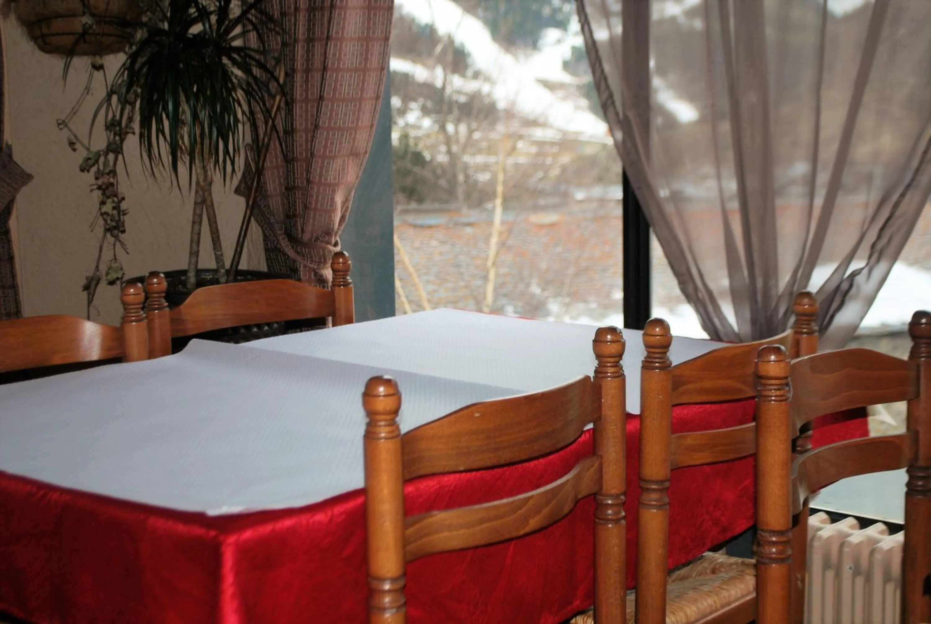 Dining area, Bed in Hotel Roc de St Miquel & Apartment