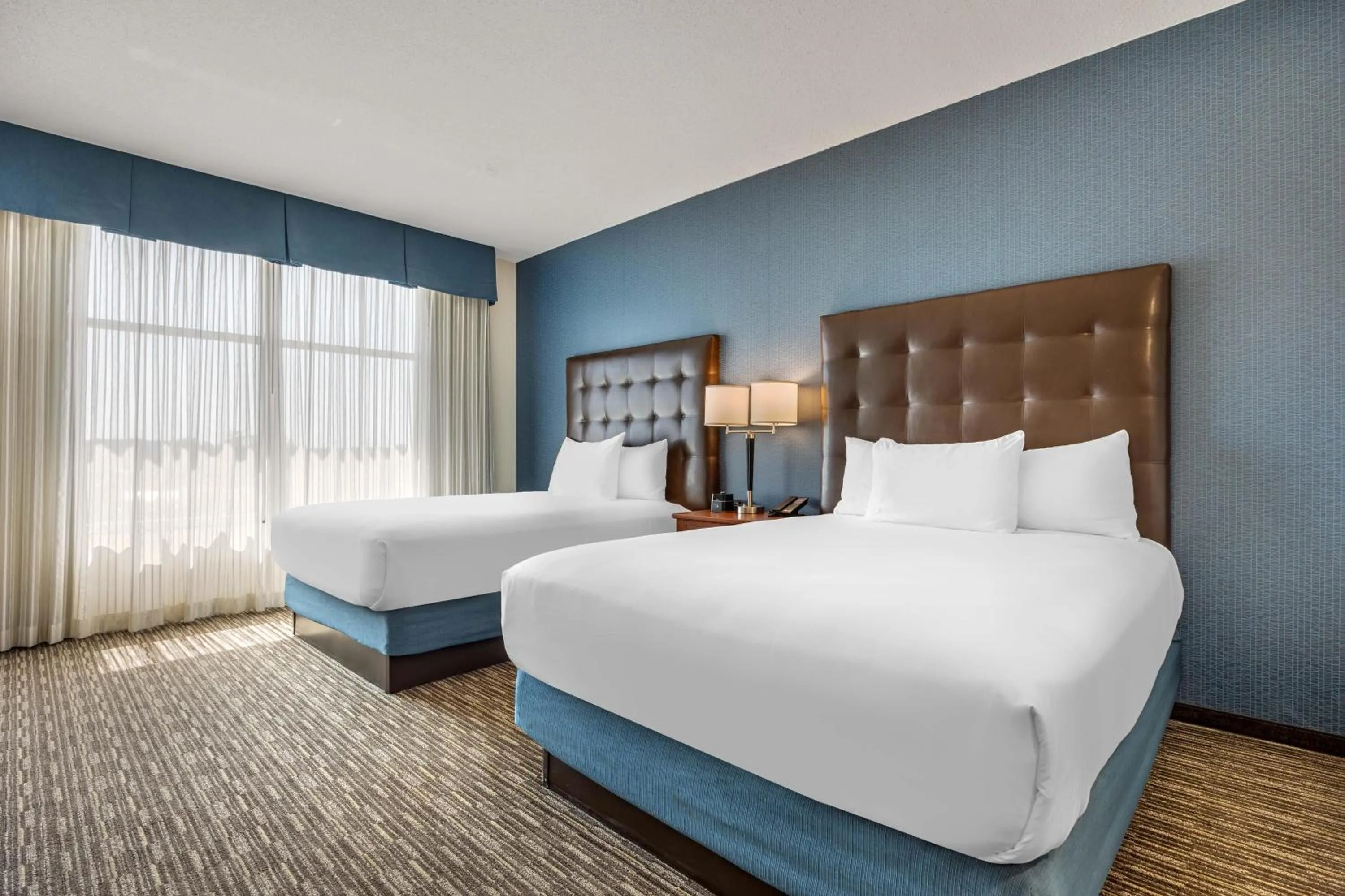 Bedroom, Bed in Drury Plaza Hotel Columbia East