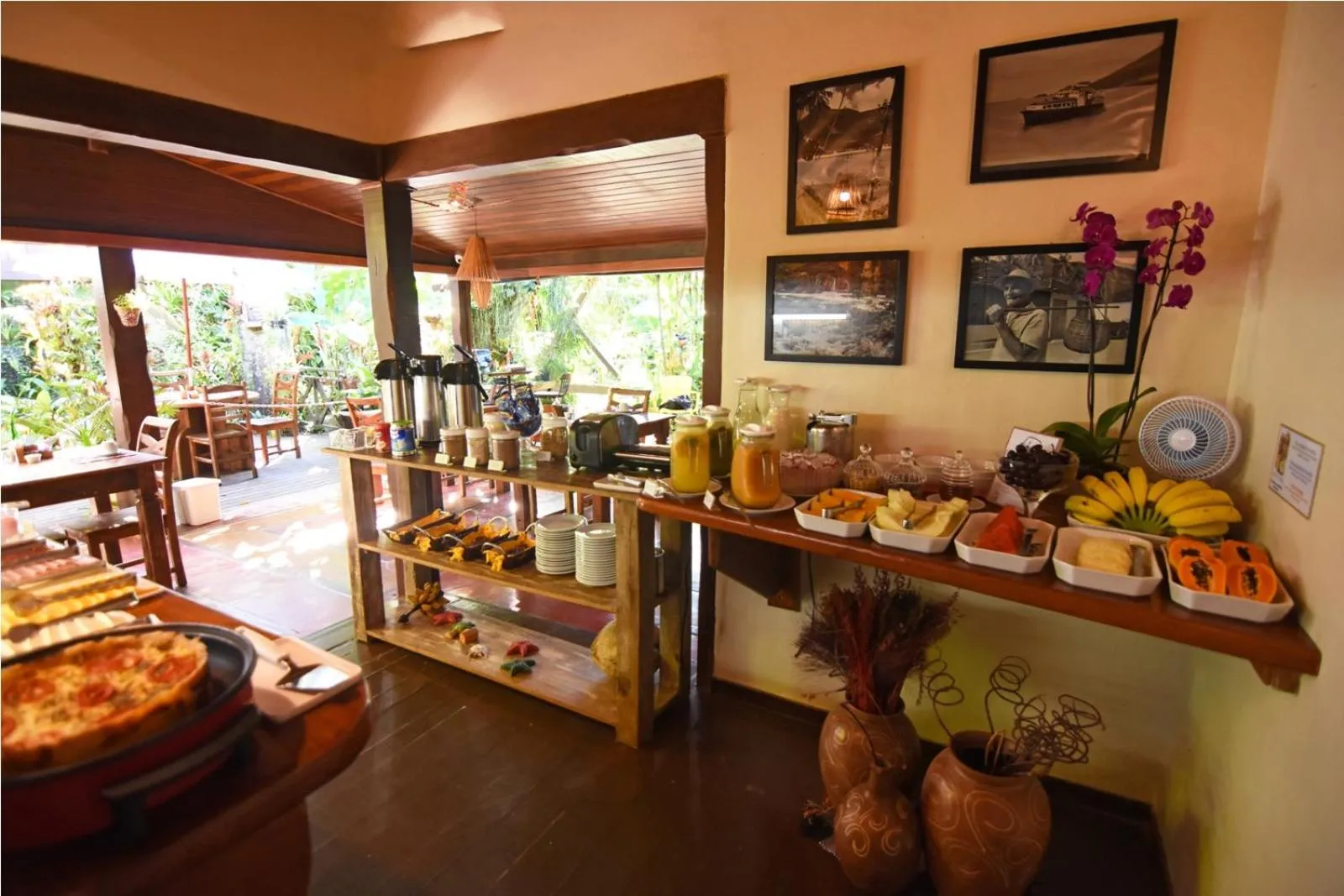 Food and drinks in Pousada Riacho Dos Cambucas