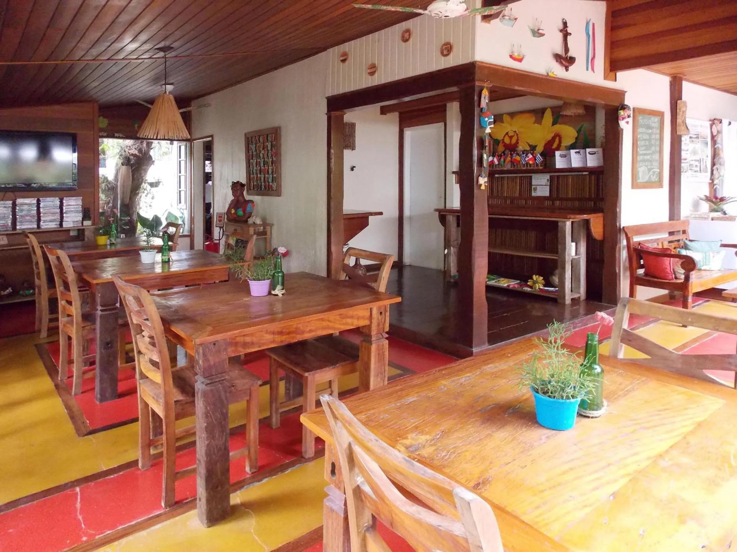 Restaurant/places to eat in Pousada Riacho Dos Cambucas