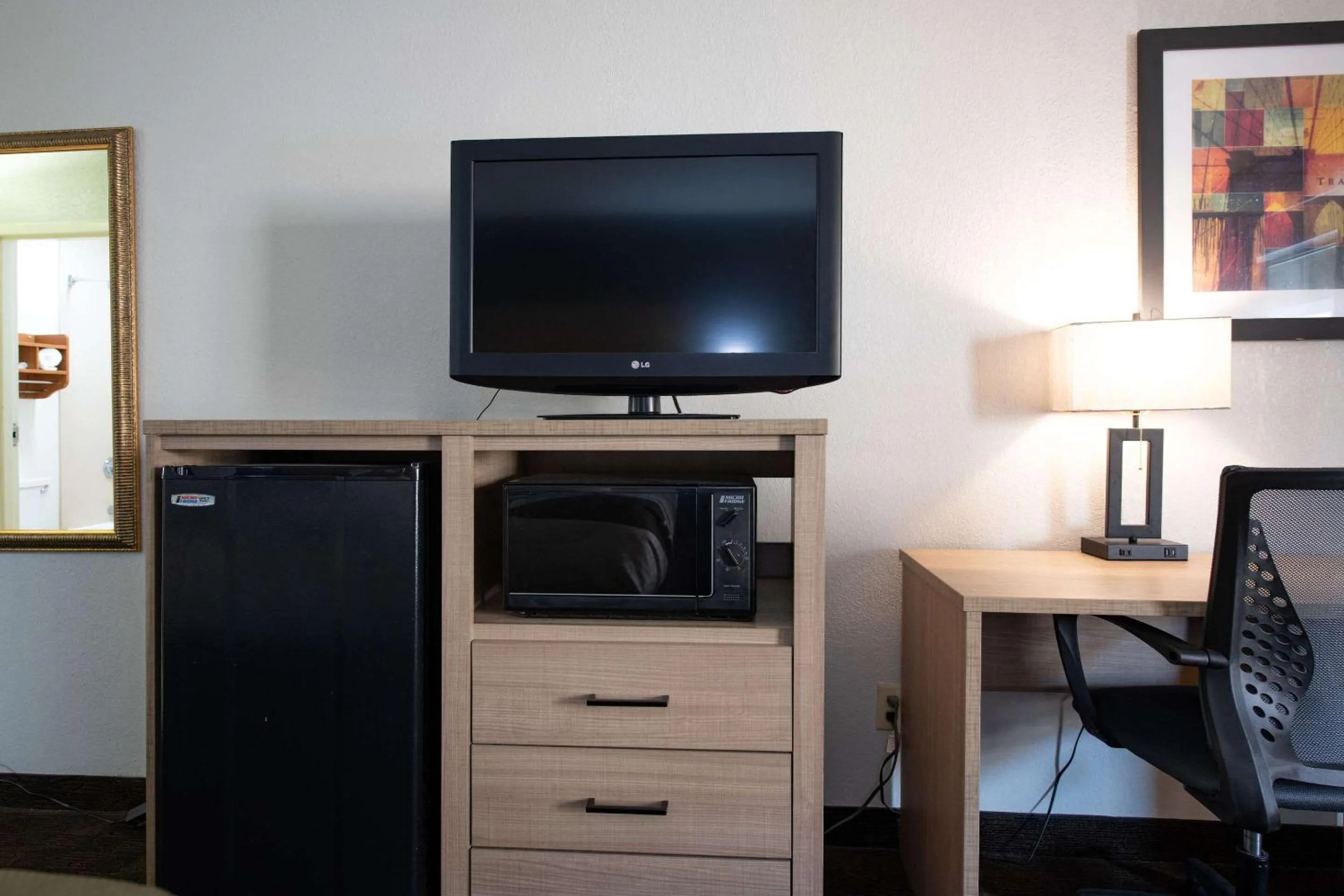 Bedroom in Quality Inn Monroe