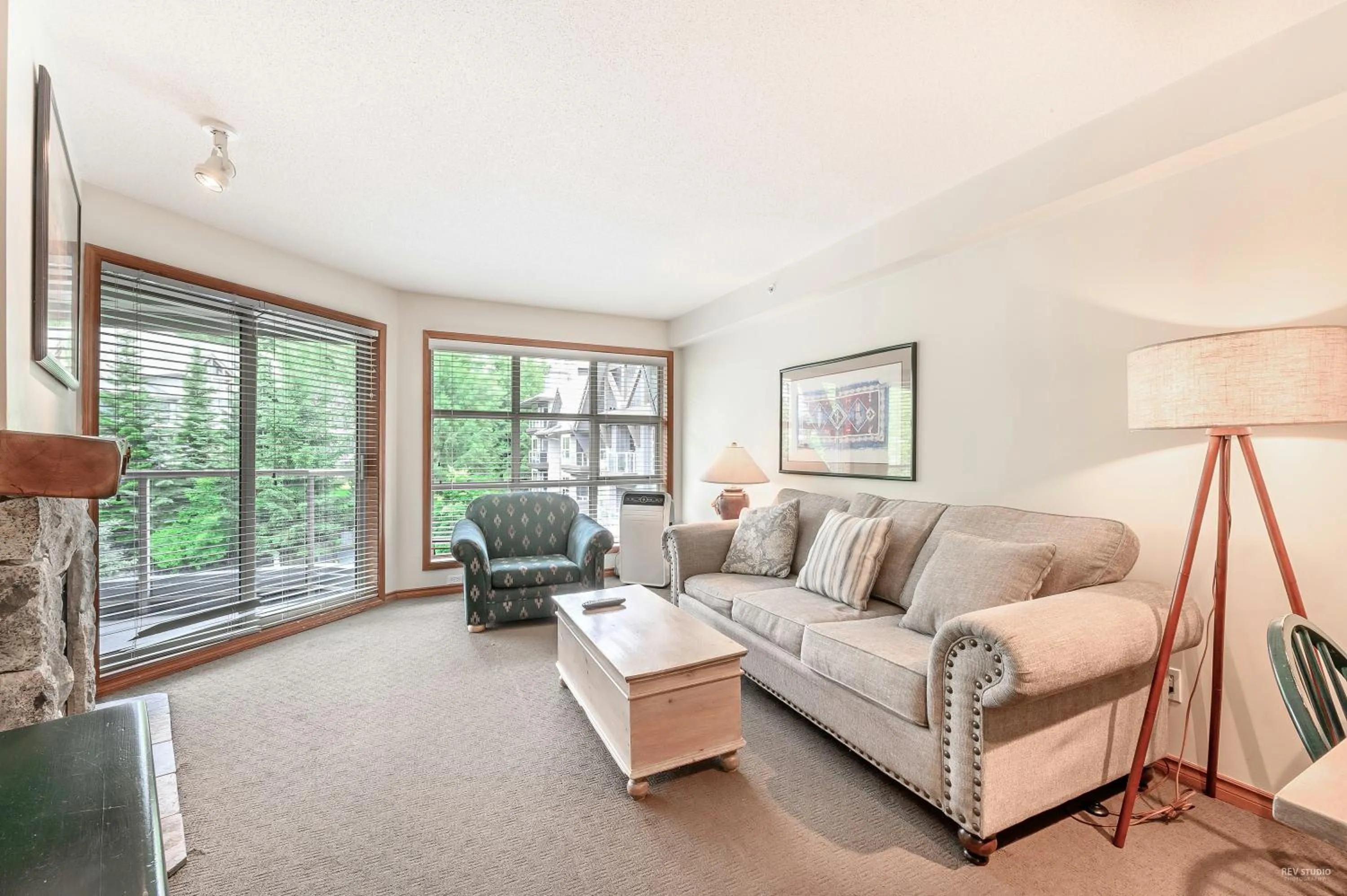 The Best Top Floor Ski-in/Ski-out at the Aspens