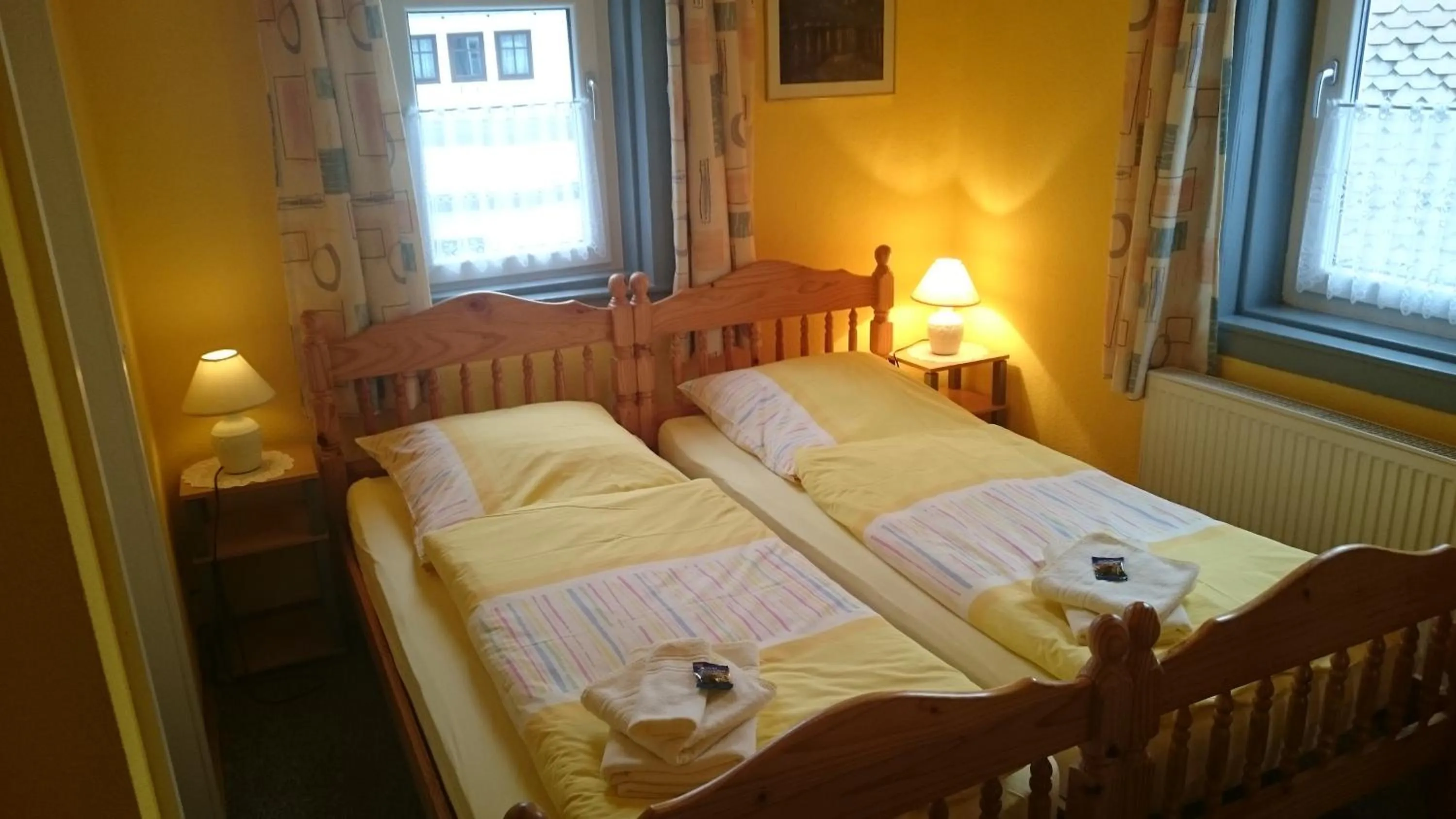 Bed in Gaststätte und Pension Felsenthal