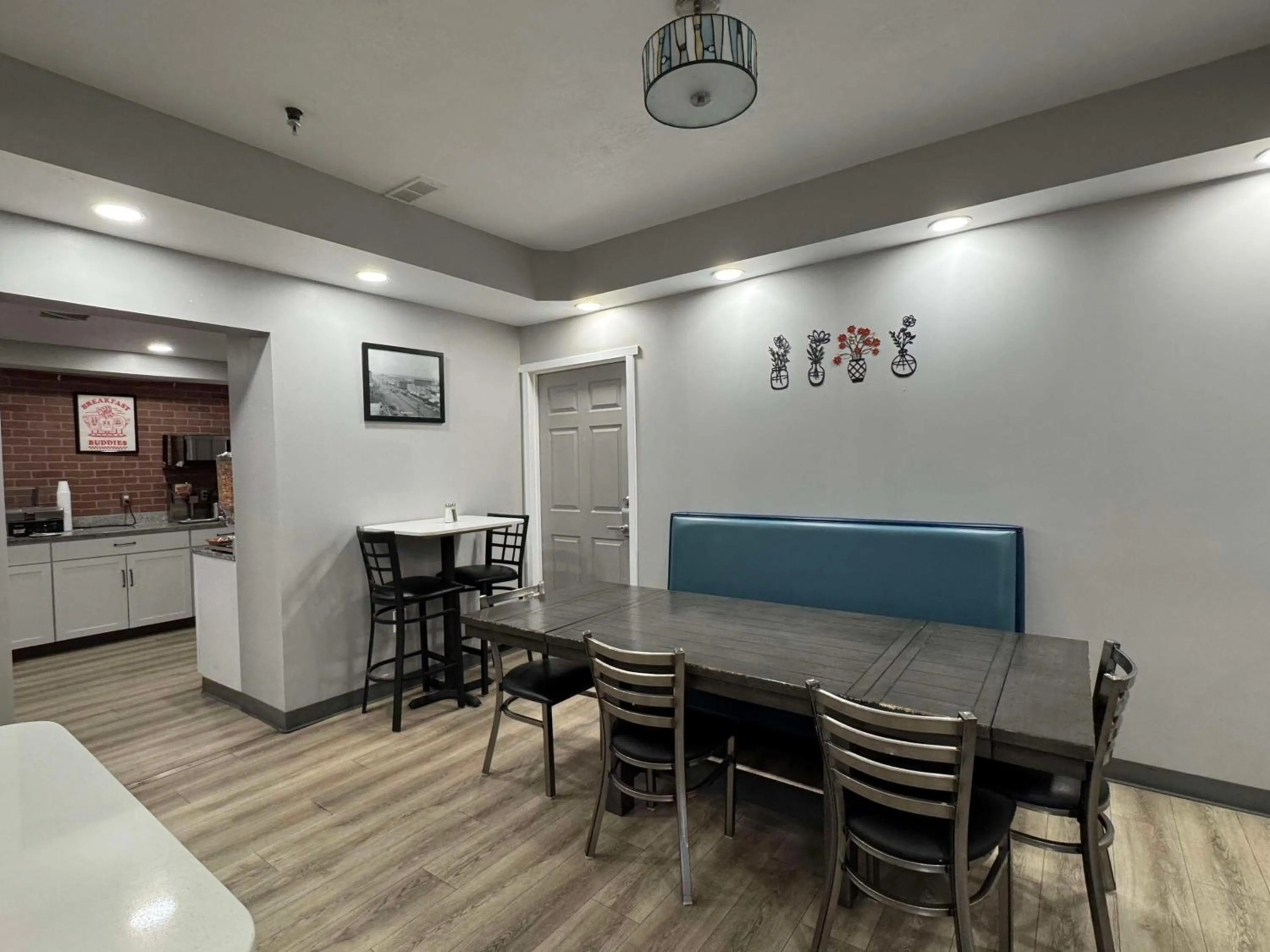 Breakfast in SureStay by Best Western Salt Lake City Downtown