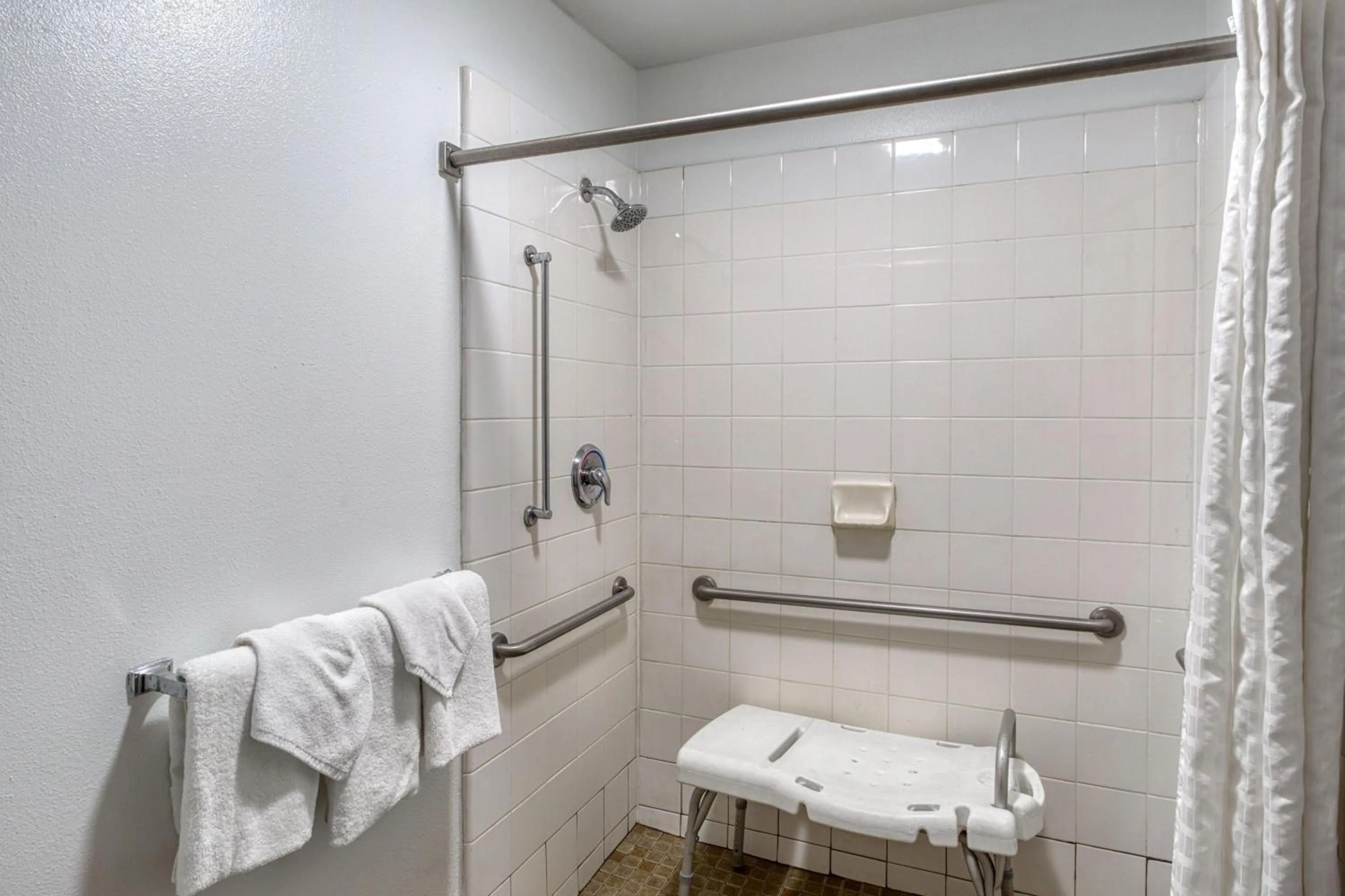 Bathroom in SureStay by Best Western Salt Lake City Downtown