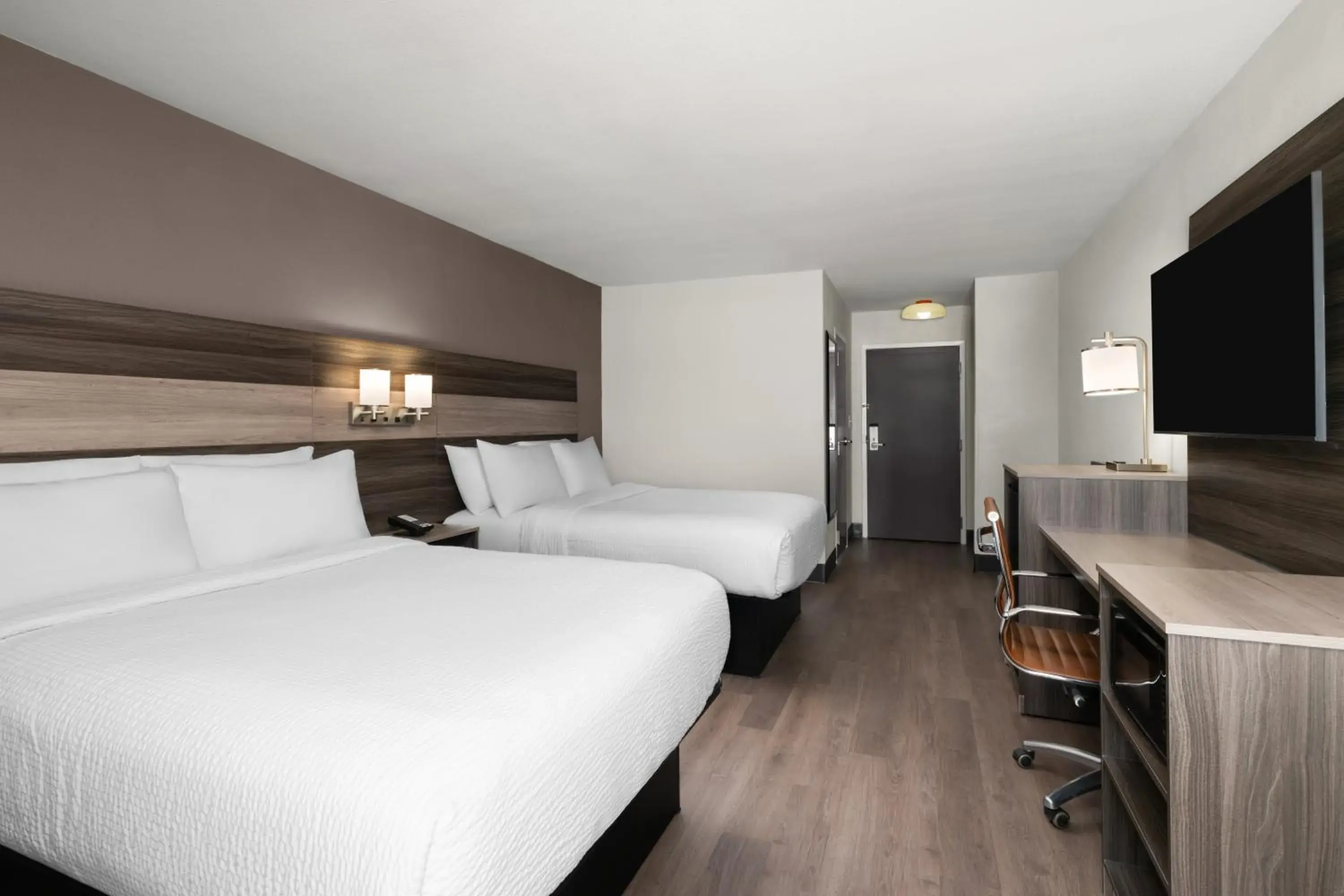 Bed in Garner Hotel Augusta West by IHG Bed in Garner Hotel Augusta West by IHG