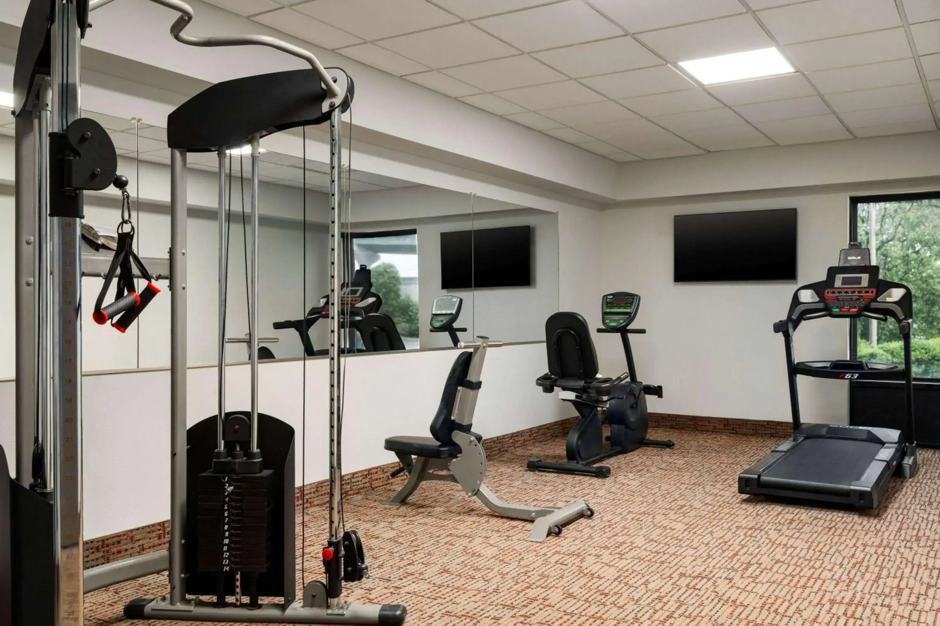 Fitness centre/facilities in Baymont by Wyndham Augusta West Fitness centre/facilities in Baymont by Wyndham Augusta West