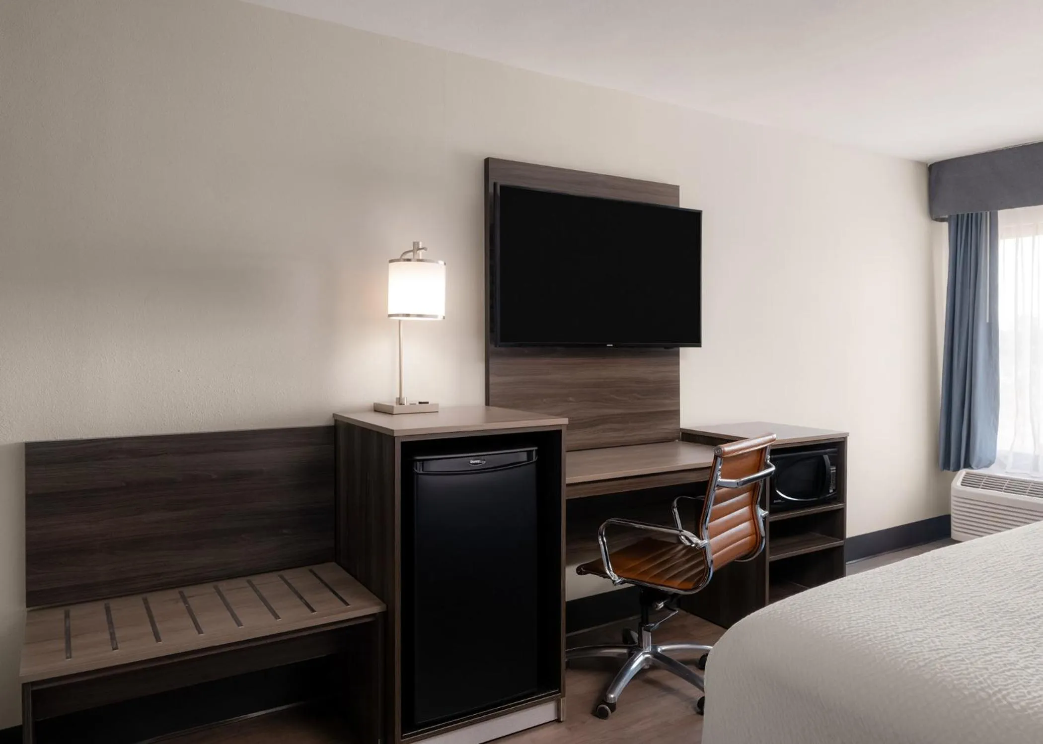 Bed in Garner Hotel Augusta West by IHG