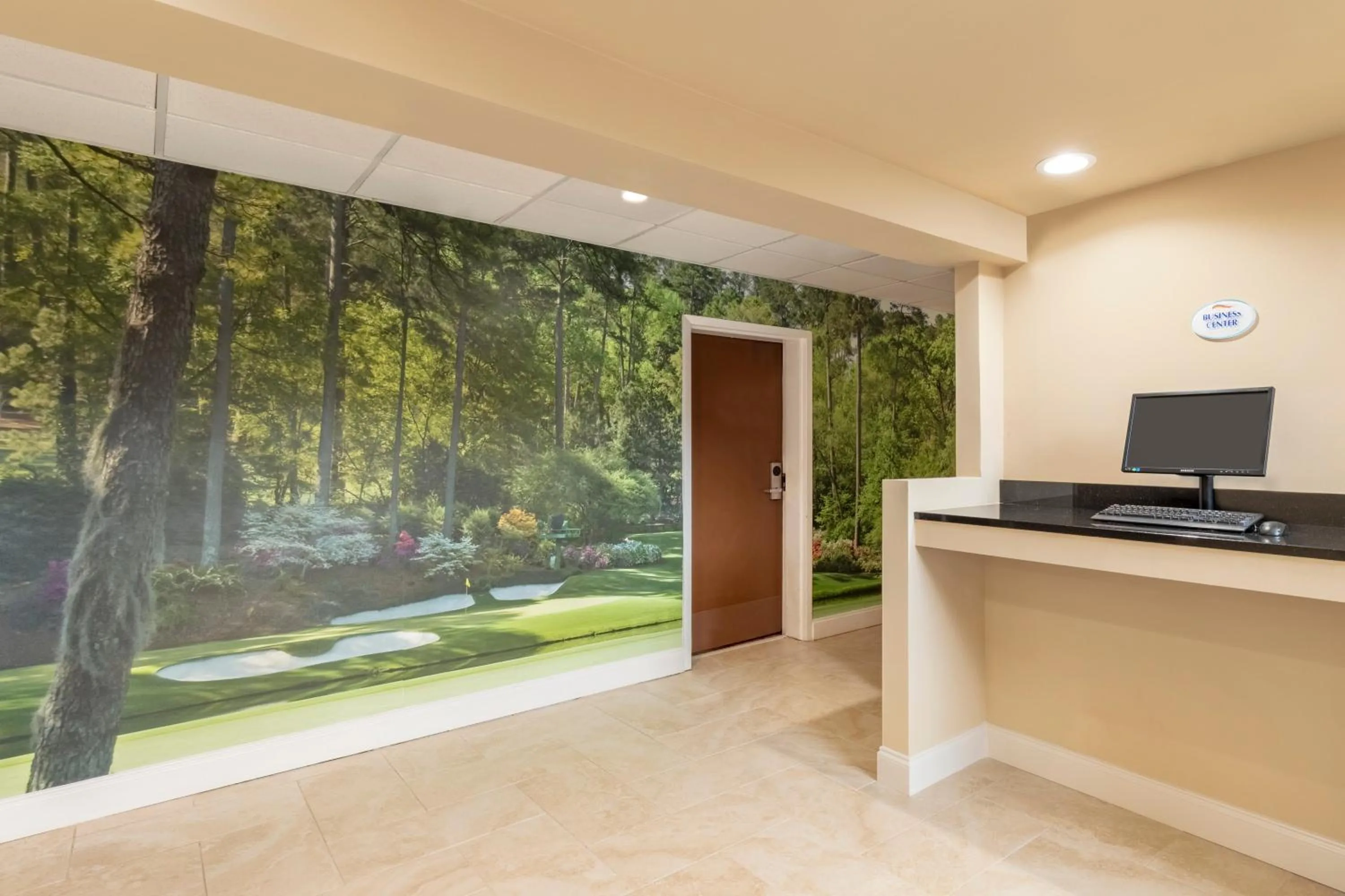 Area and facilities in Baymont by Wyndham Augusta West