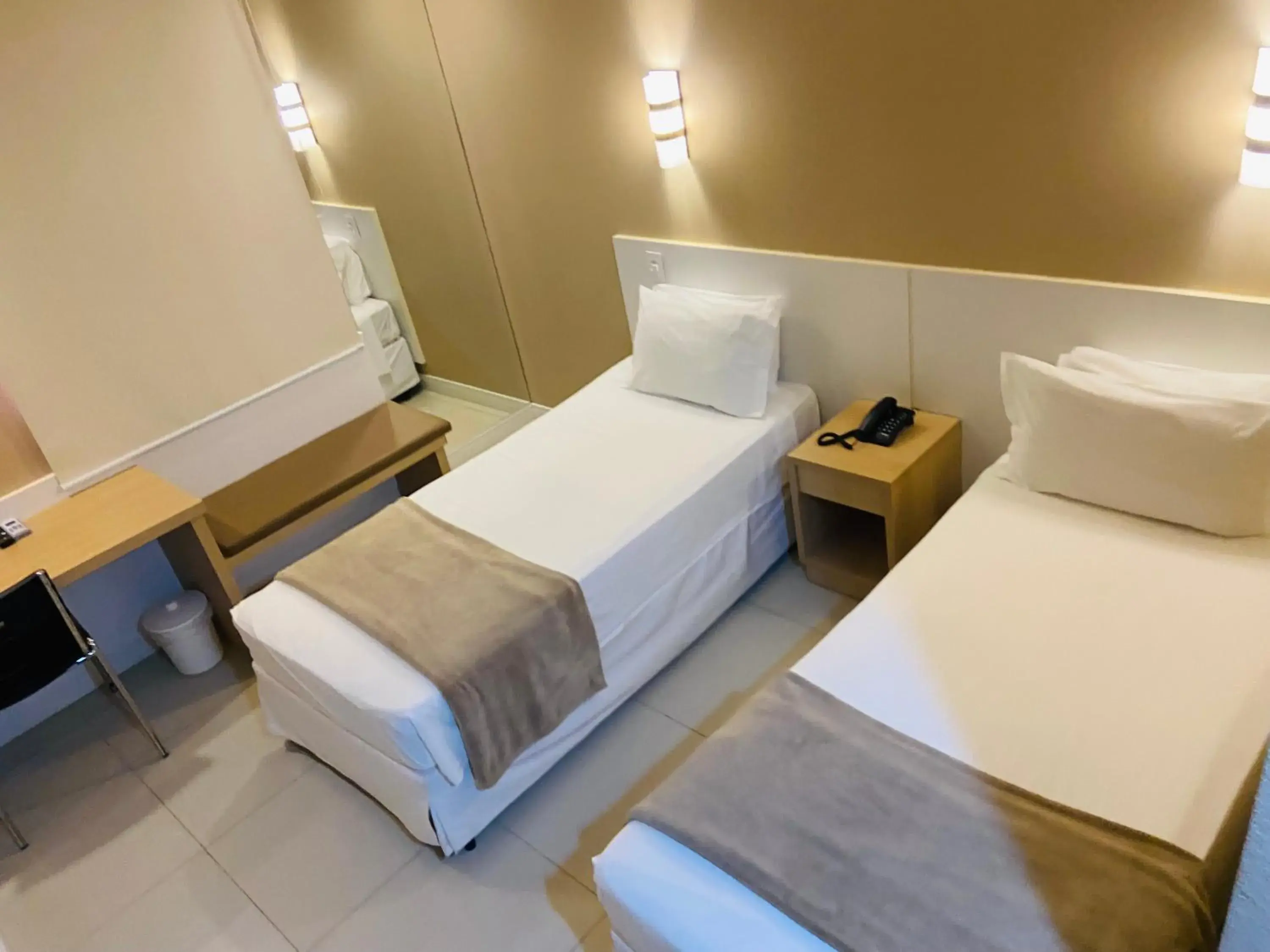 Economy Twin Room - single occupancy in Hotel Thomasi Express Economy Twin Room - single occupancy in Hotel Thomasi Express