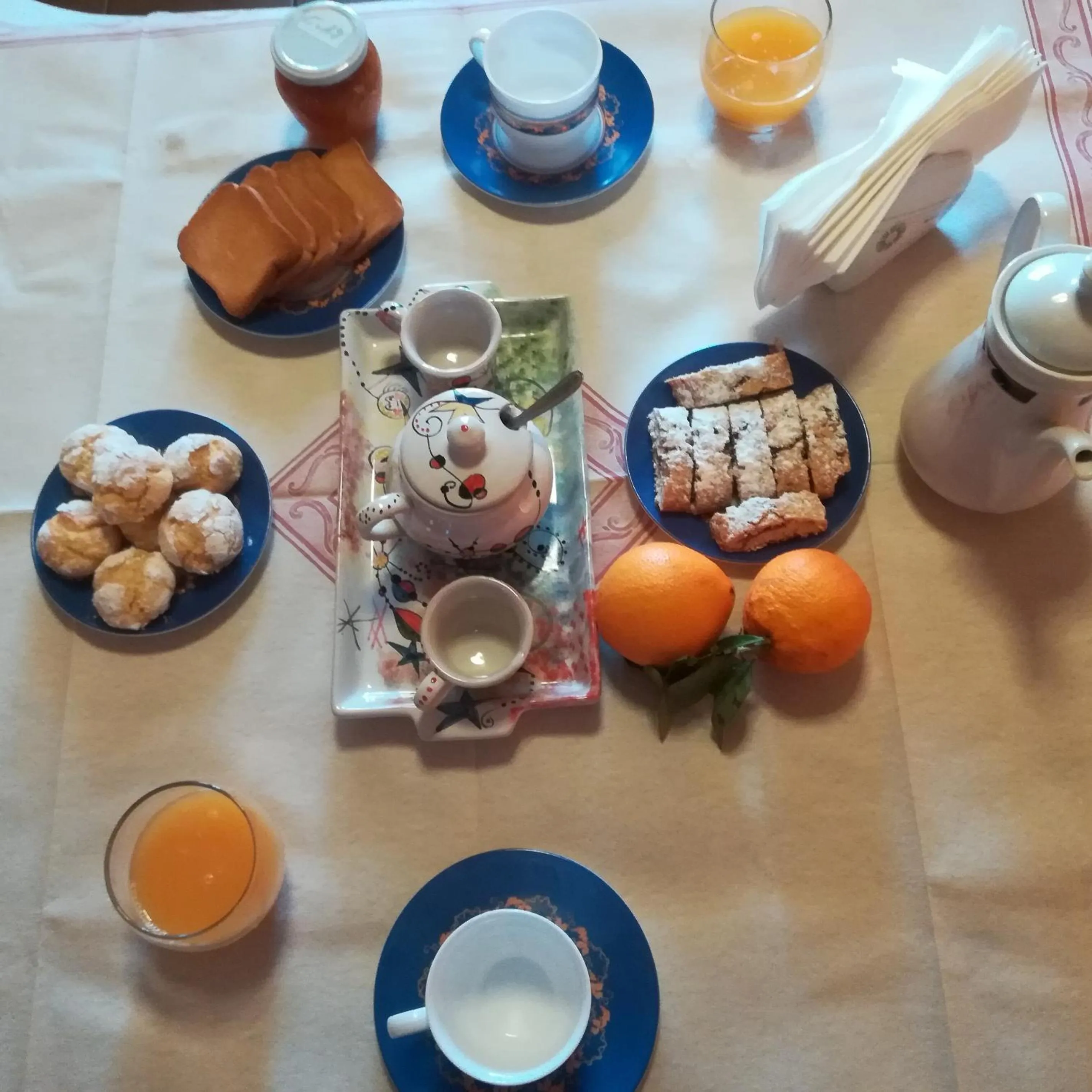 Breakfast in mansarda fiorita