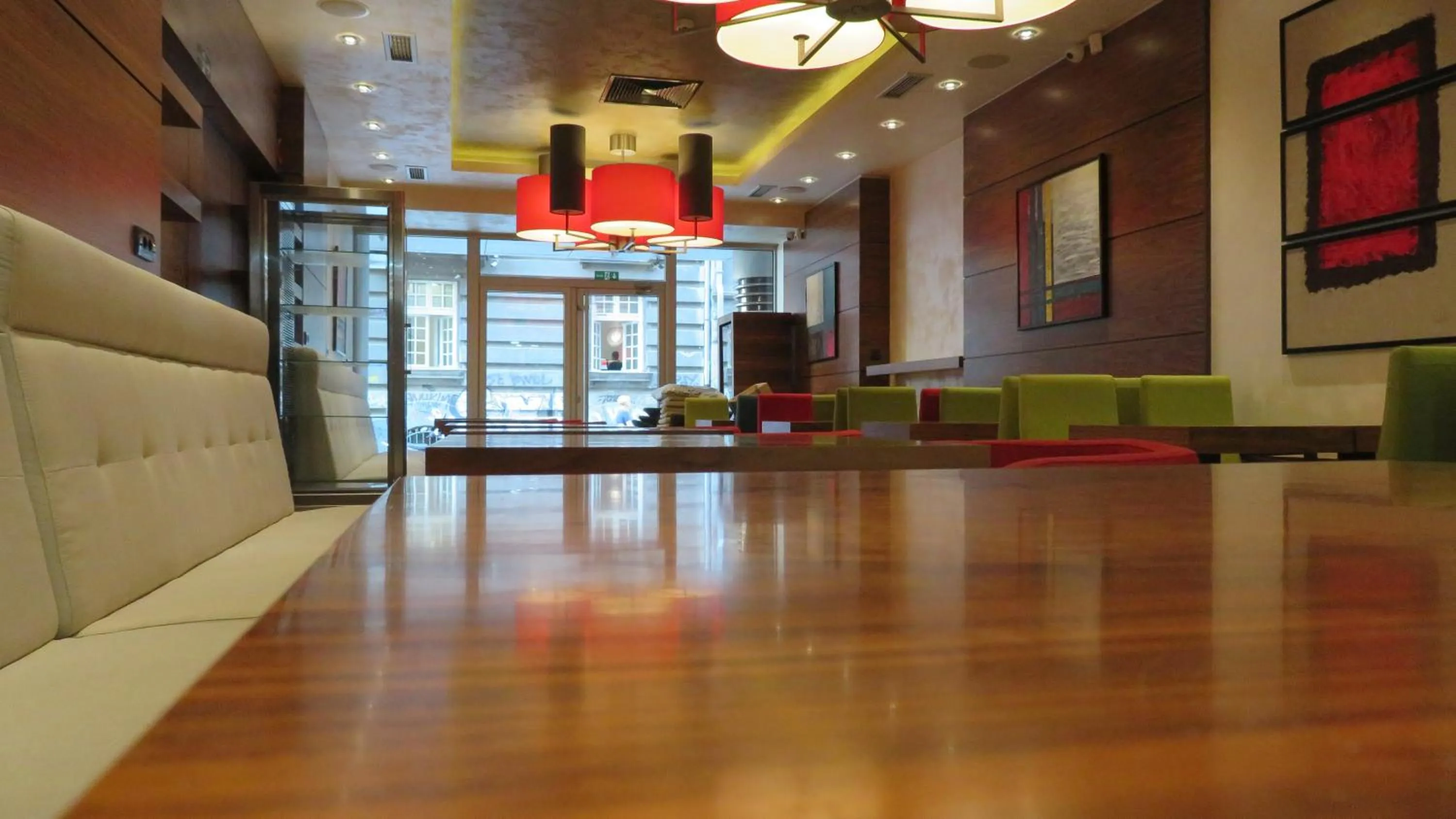 Restaurant/places to eat in Hotel Marshal Garni