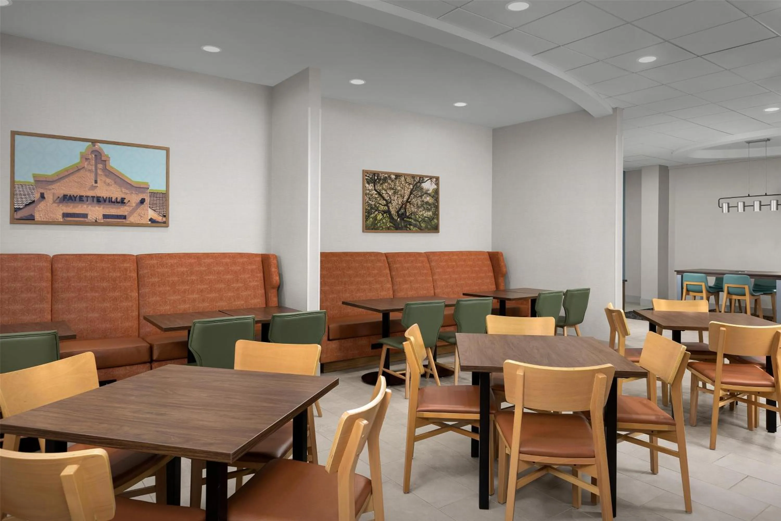 Breakfast in Hampton Inn Fayetteville Fort Bragg