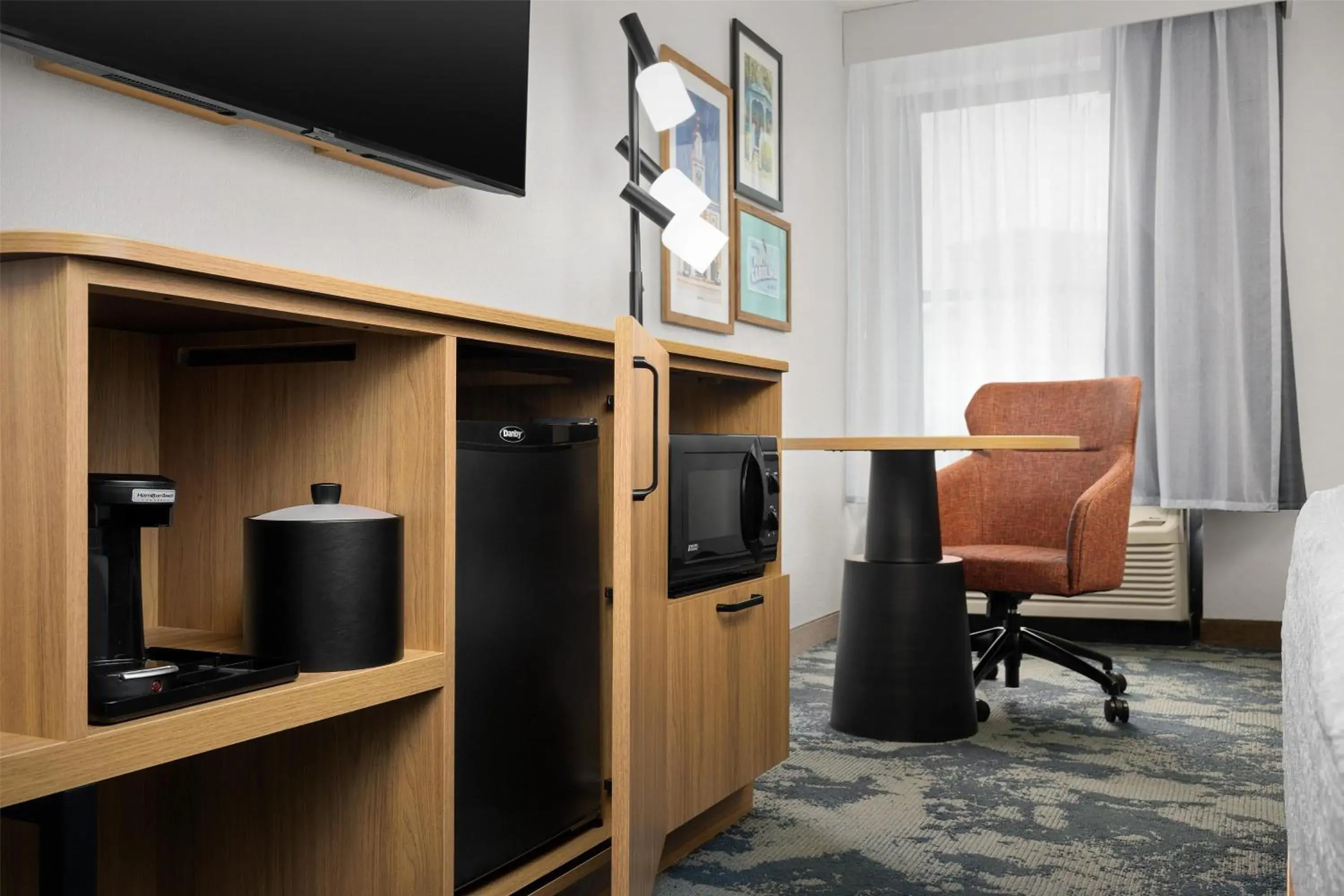 Queen Room with Two Queen Beds - Hearing Access/Non-Smoking in Hampton Inn Fayetteville Fort Bragg Queen Room with Two Queen Beds - Hearing Access/Non-Smoking in Hampton Inn Fayetteville Fort Bragg