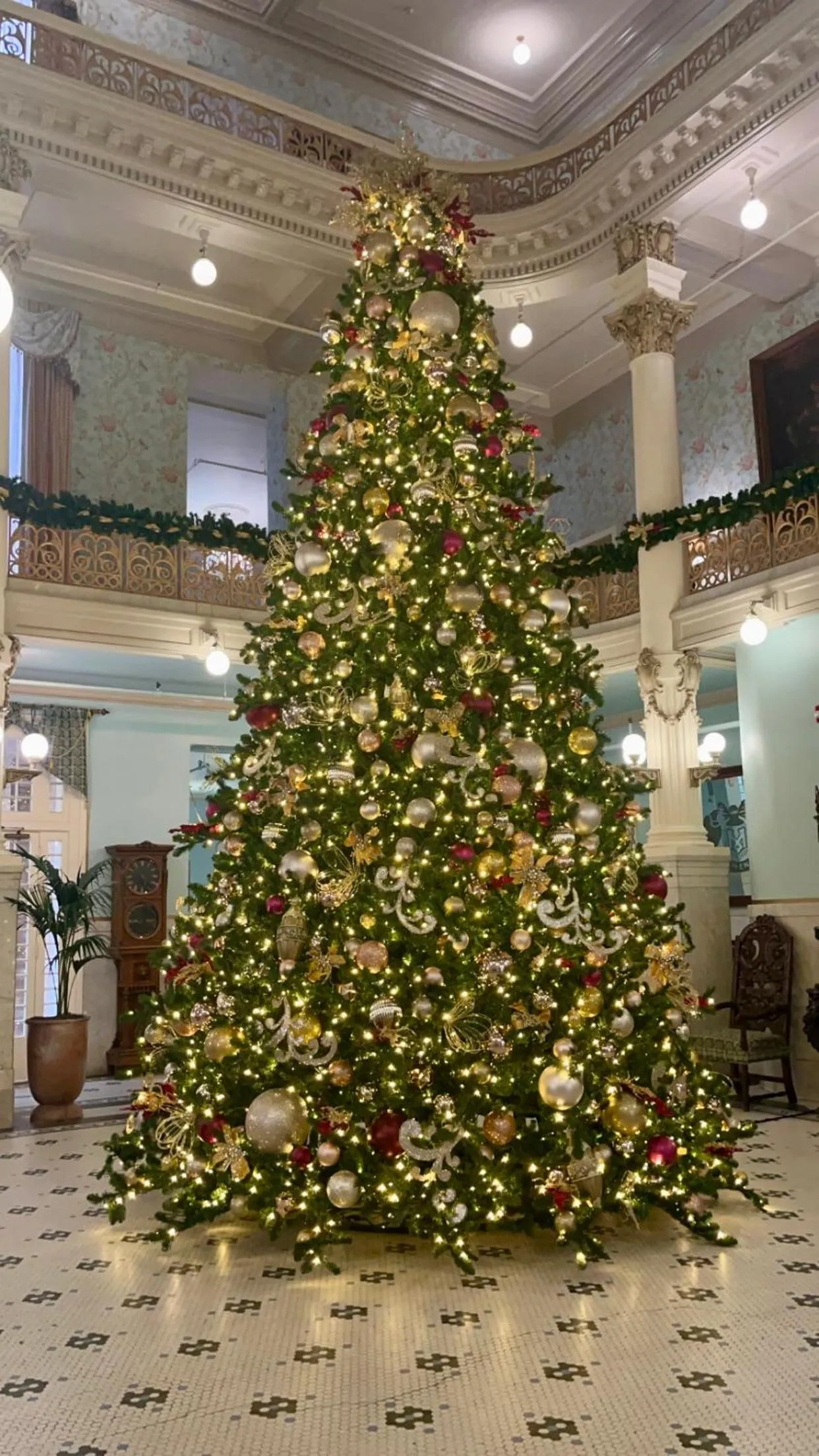 Lobby or reception in Menger Hotel