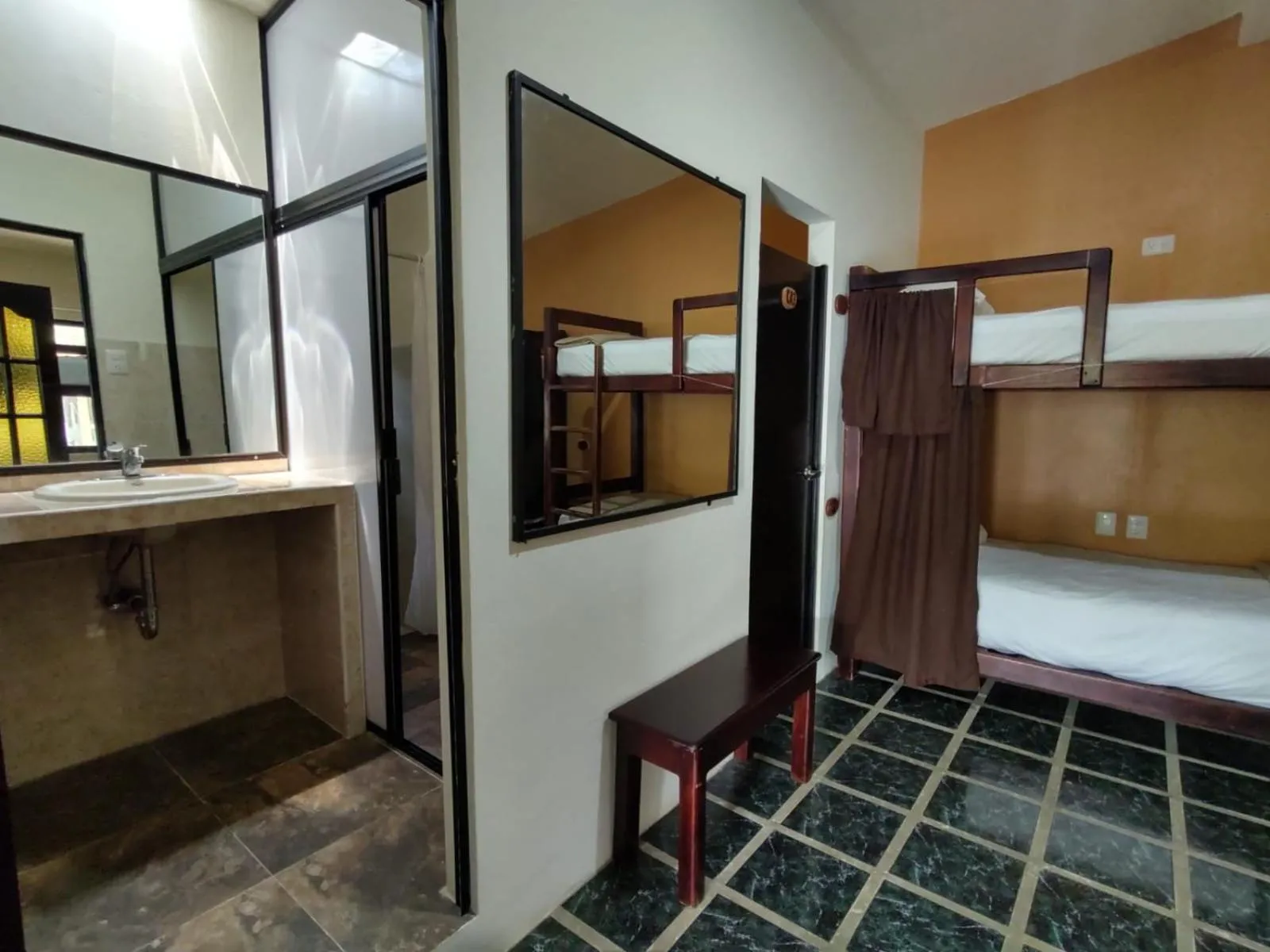 Family Room with Bathroom in Casa Janaab Palenque