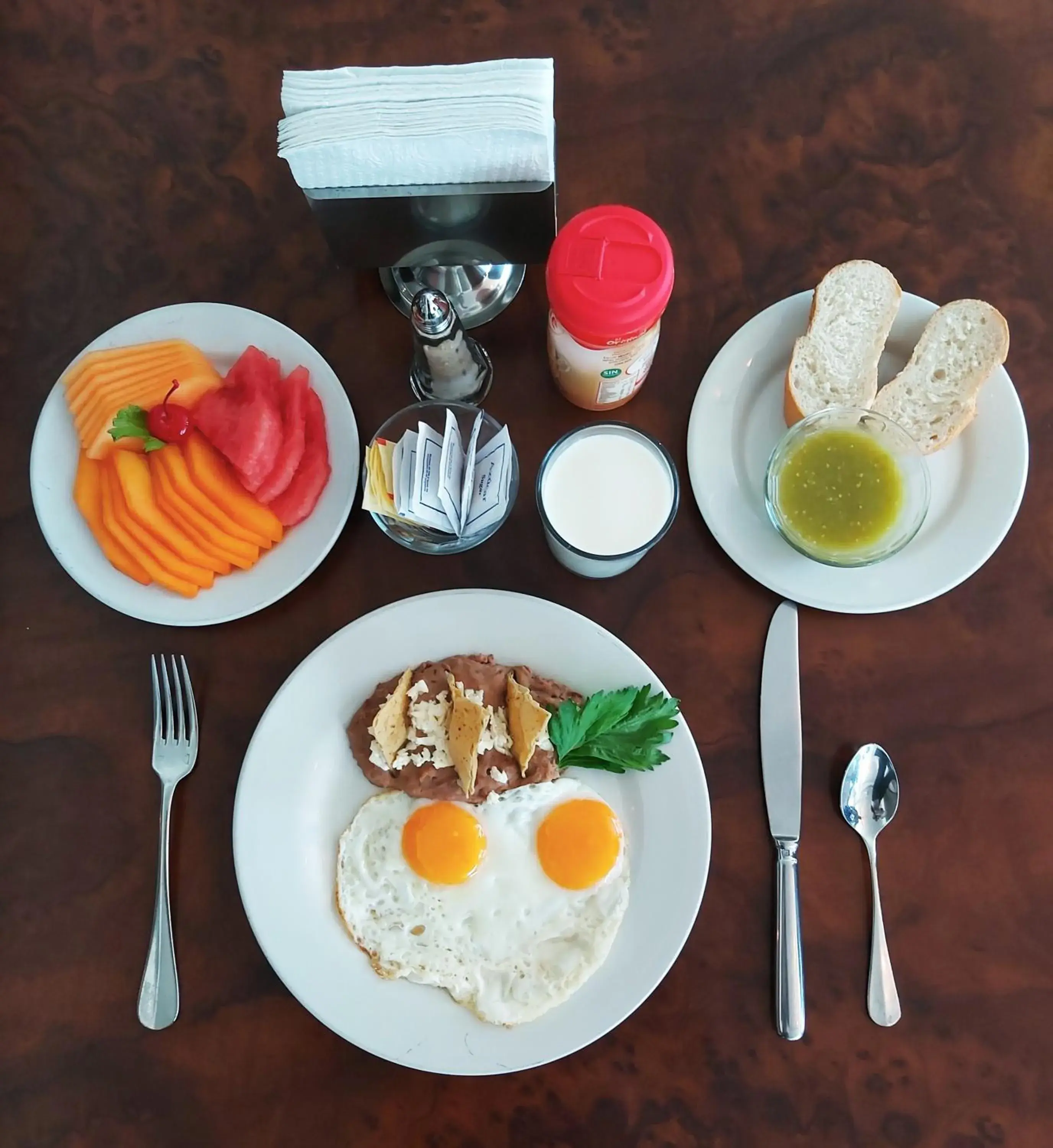 Breakfast in Hi Hotel Impala Queretaro Breakfast in Hi Hotel Impala Queretaro