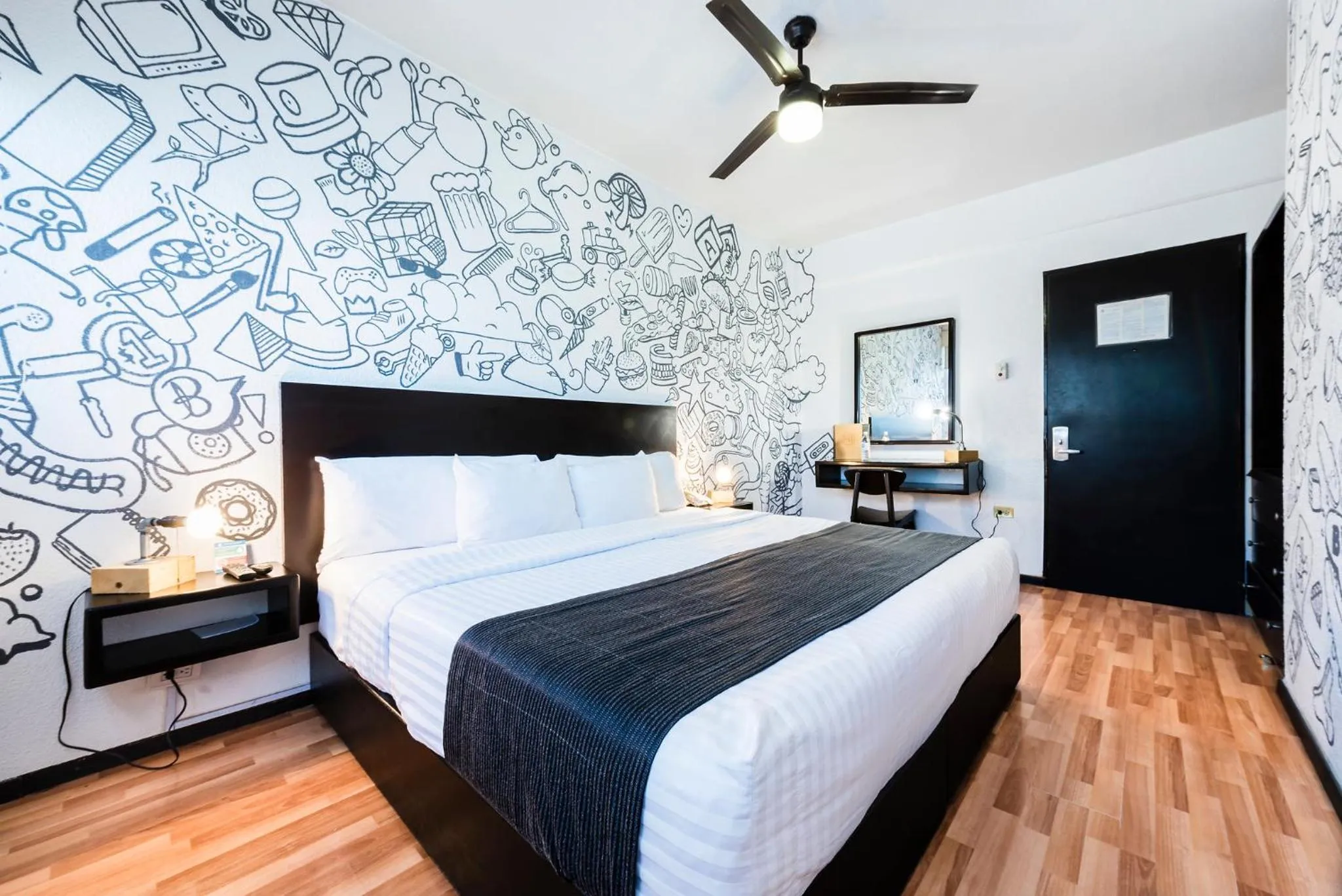 Photo of the whole room, Bed in Hi Hotel Impala Queretaro