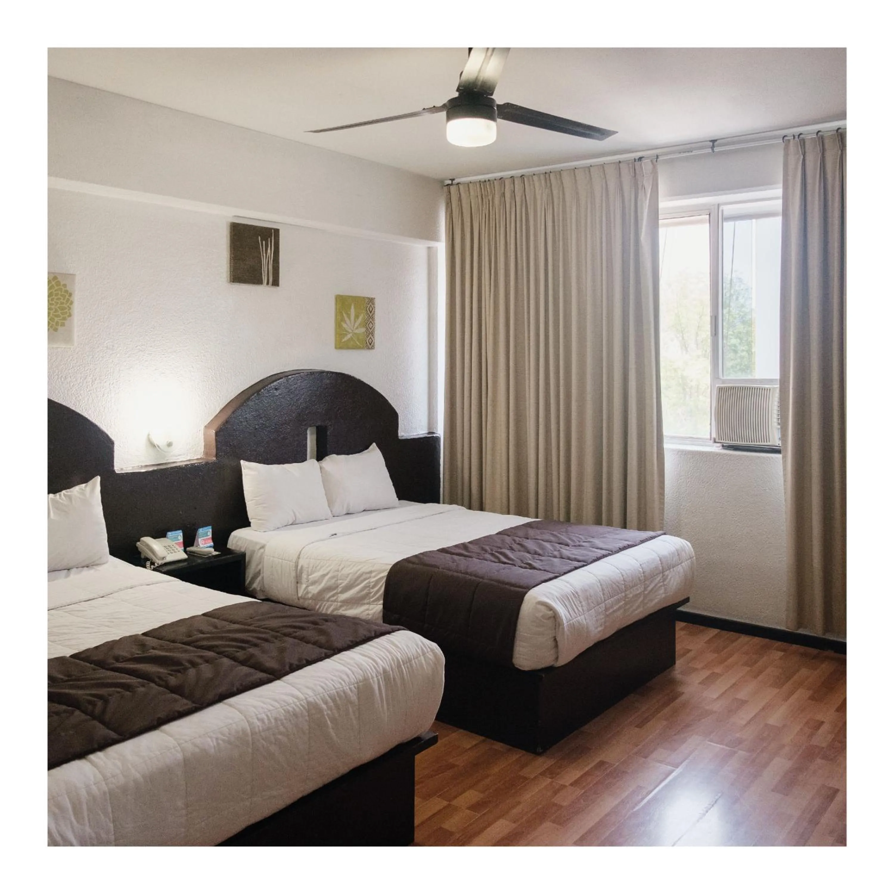 Bed in Hi Hotel Impala Queretaro