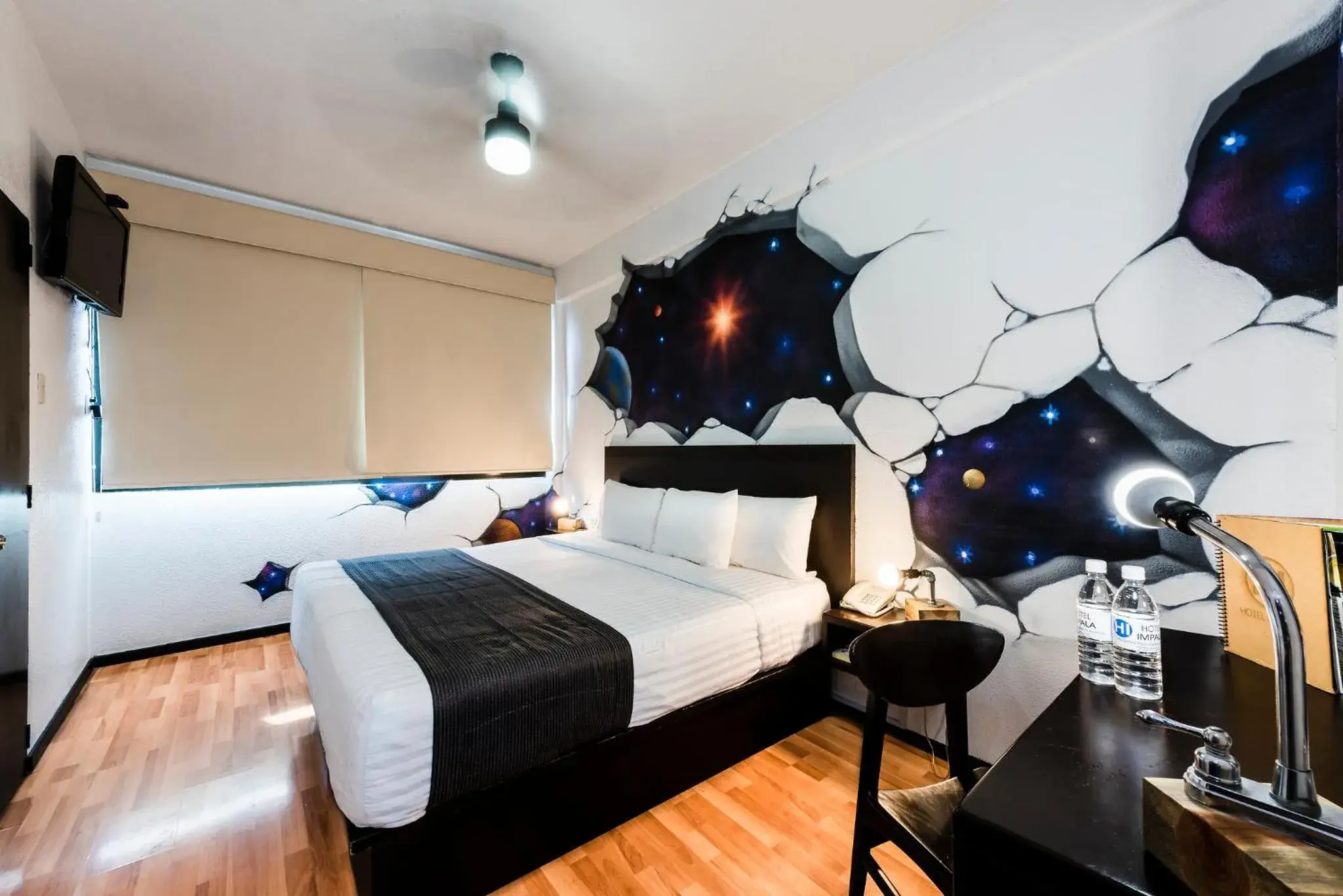 Photo of the whole room, Bed in Hi Hotel Impala Queretaro Photo of the whole room, Bed in Hi Hotel Impala Queretaro